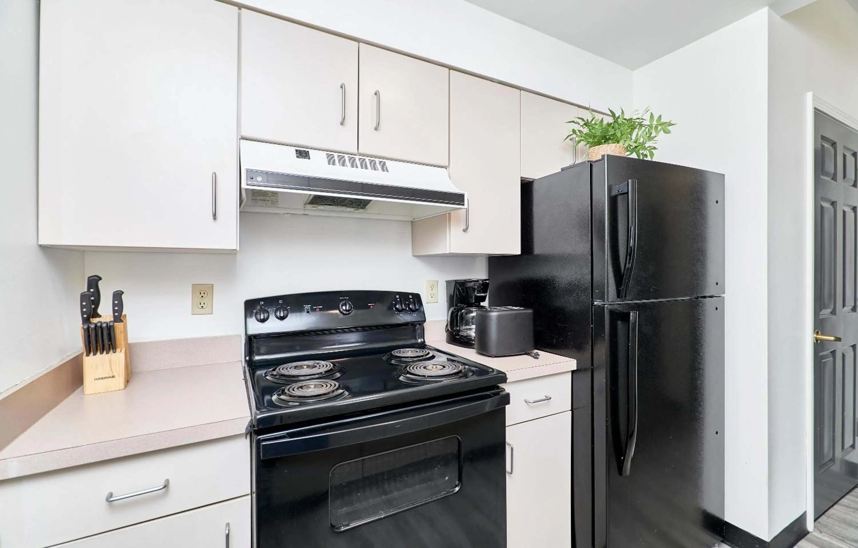 Kitchen or kitchenette in The West End