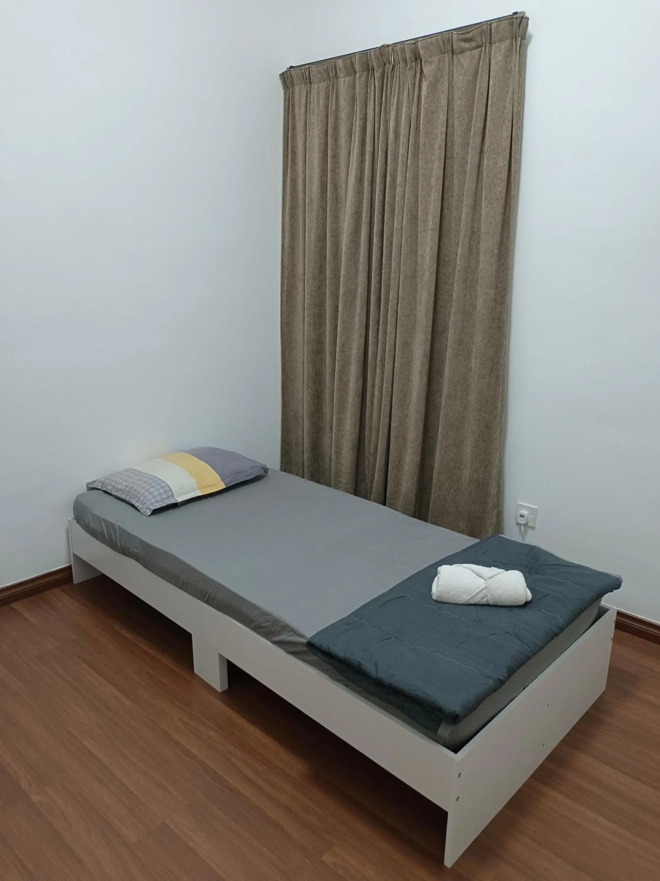 Bed in Sri Indah Pool Condostay