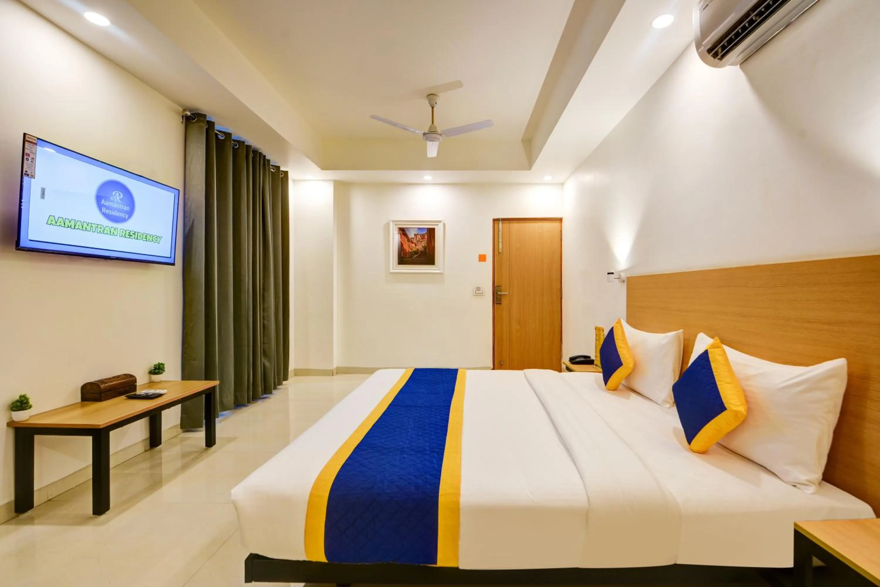 Bed in Aamantran Residency Hotel, Sohna Road, Sector 49, Gurugram
