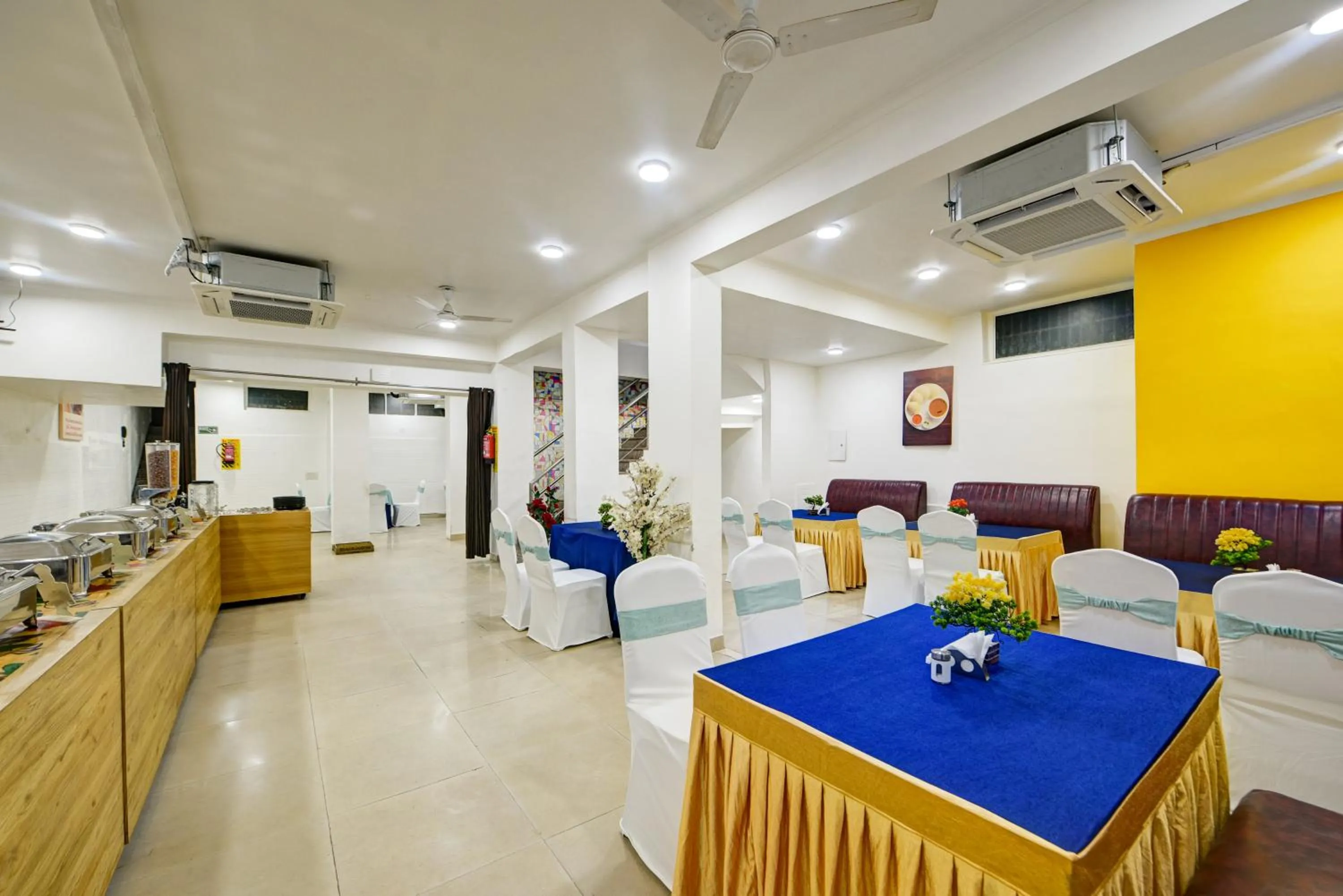 Breakfast in Aamantran Residency Hotel, Sohna Road, Sector 49, Gurugram