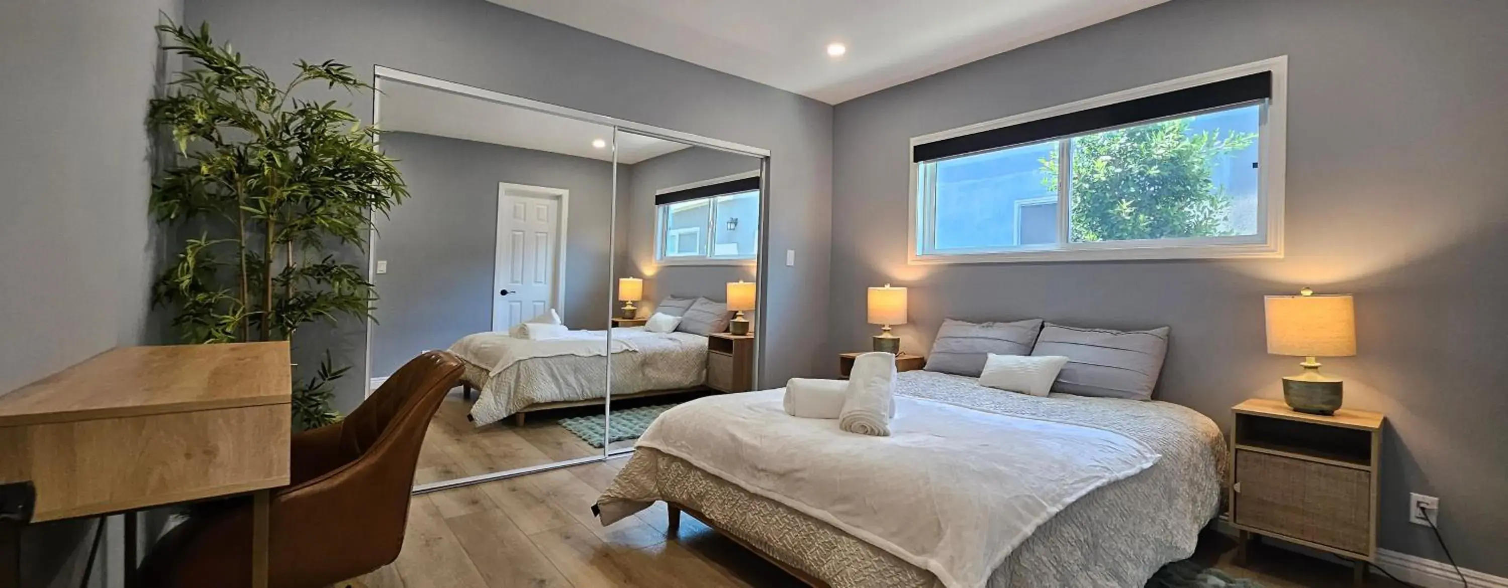 Double Room with Shared Bathroom in Seasun Hostel Double Room with Shared Bathroom in Seasun Hostel