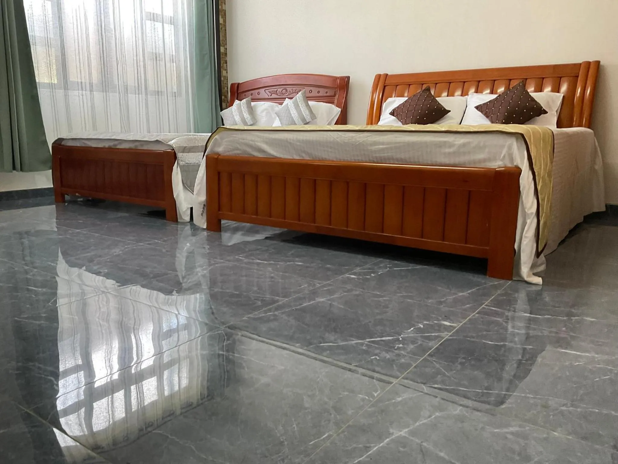 Bed in Mahe Holiday Resort