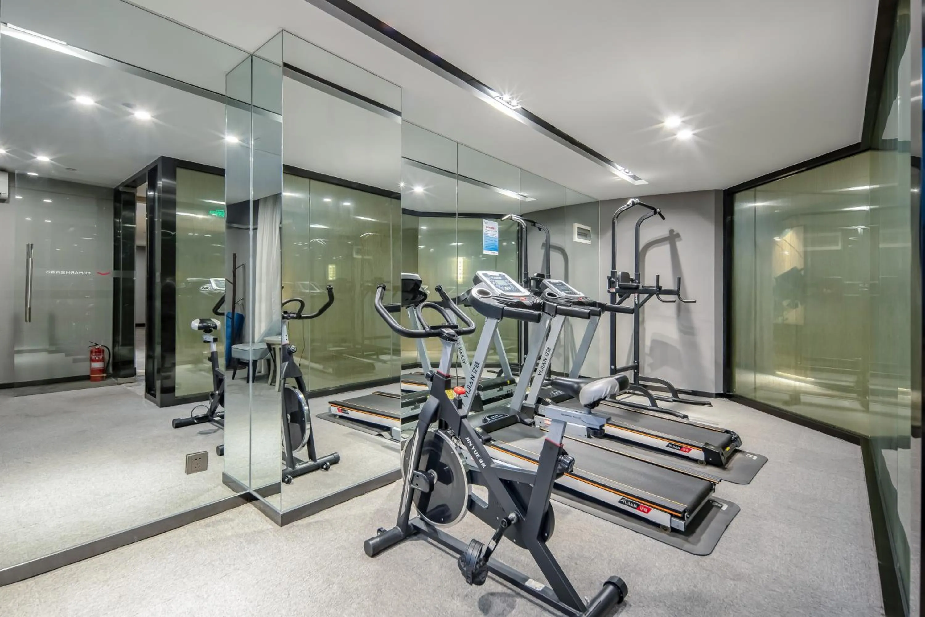Fitness centre/facilities in Echarm Hotel Nanning the MixC Exhibition Center Metro Station