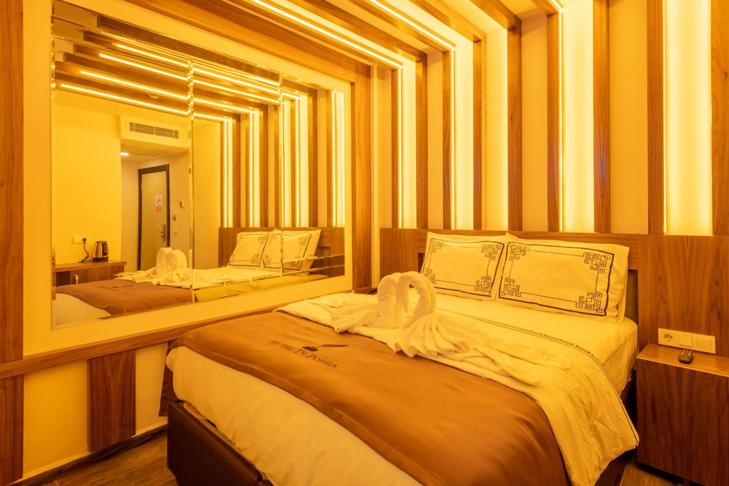 Bed in hotel di poesia deluxe