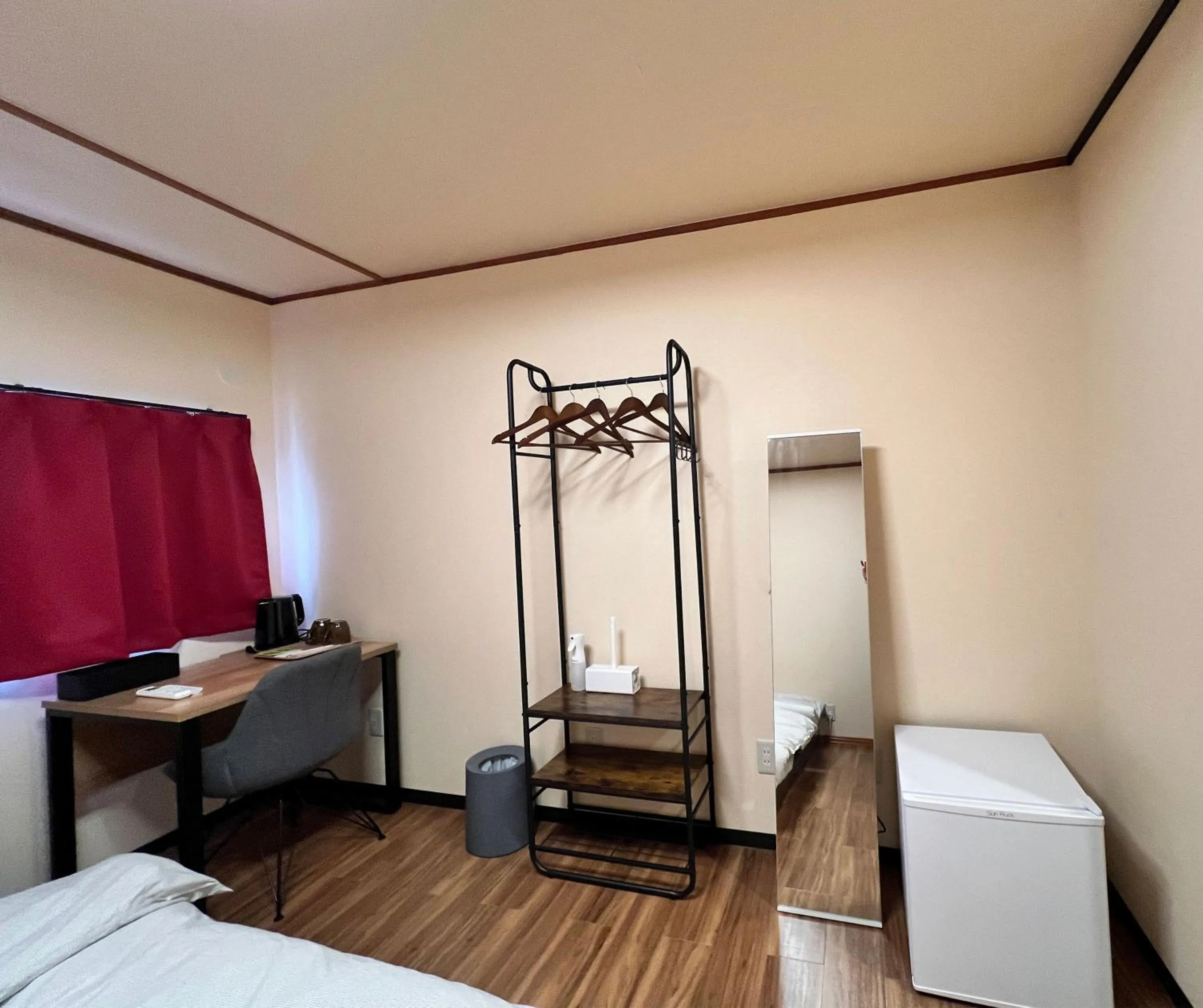 Photo of the whole room, Bed in Jinya Sunset Inn by Murasaki