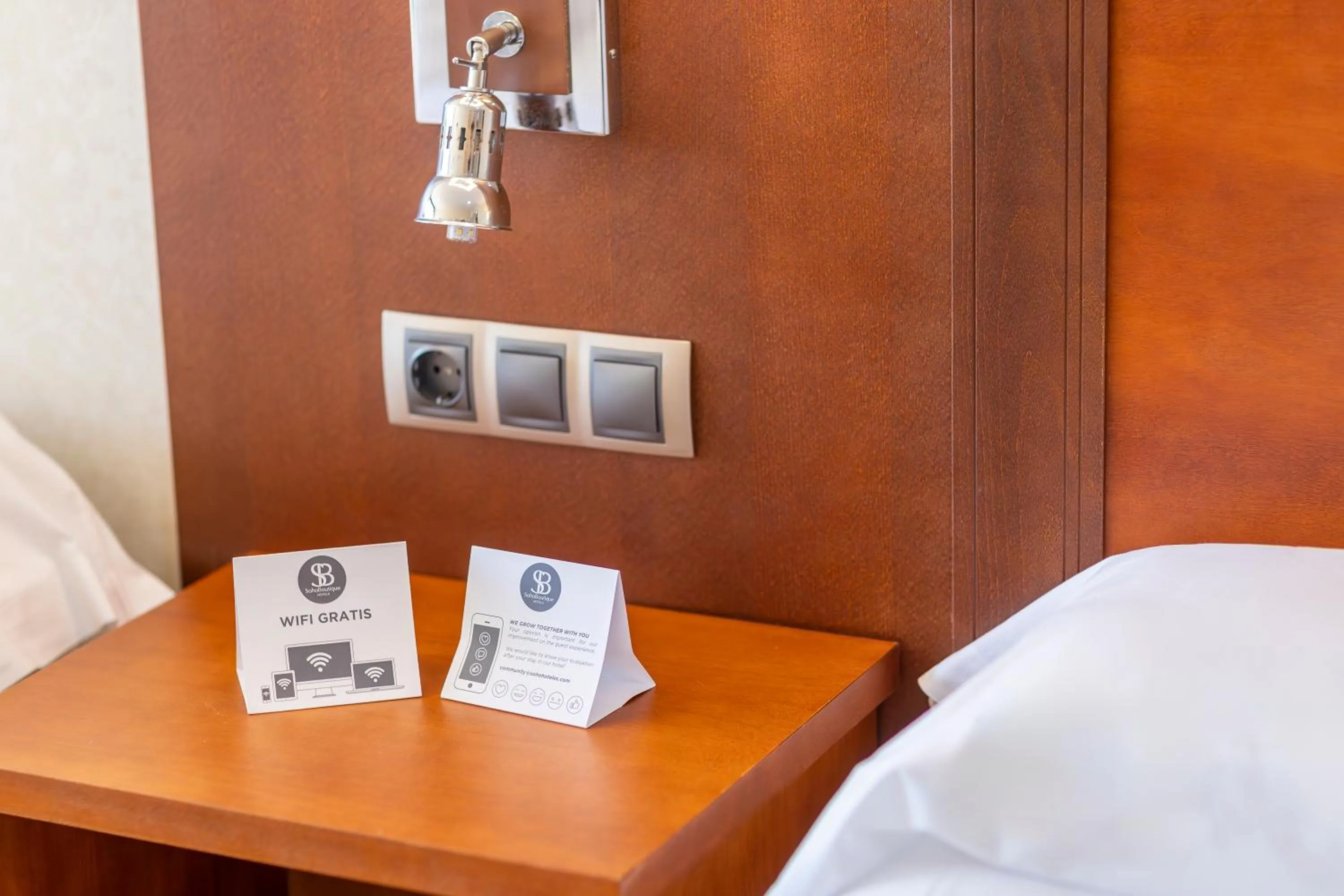 Bed in Moon Dreams Calabahía