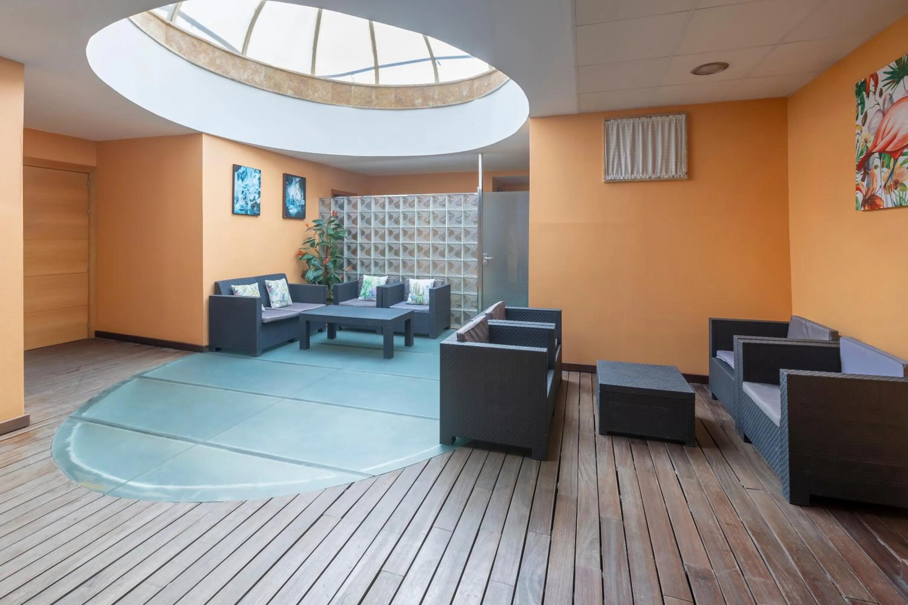 Area and facilities in Moon Dreams Calabahía