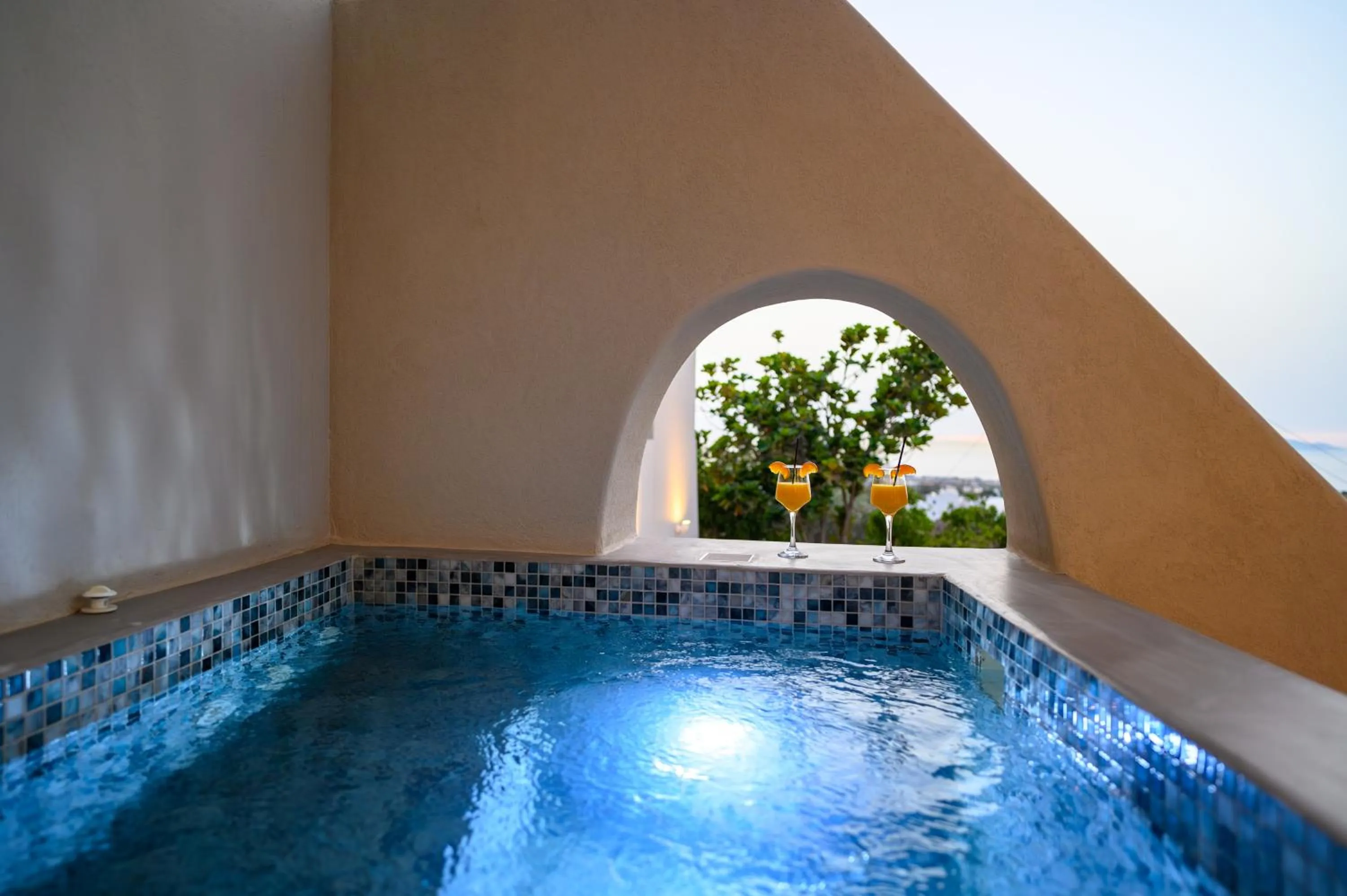 Hot Tub in Galaria Serenity Suites