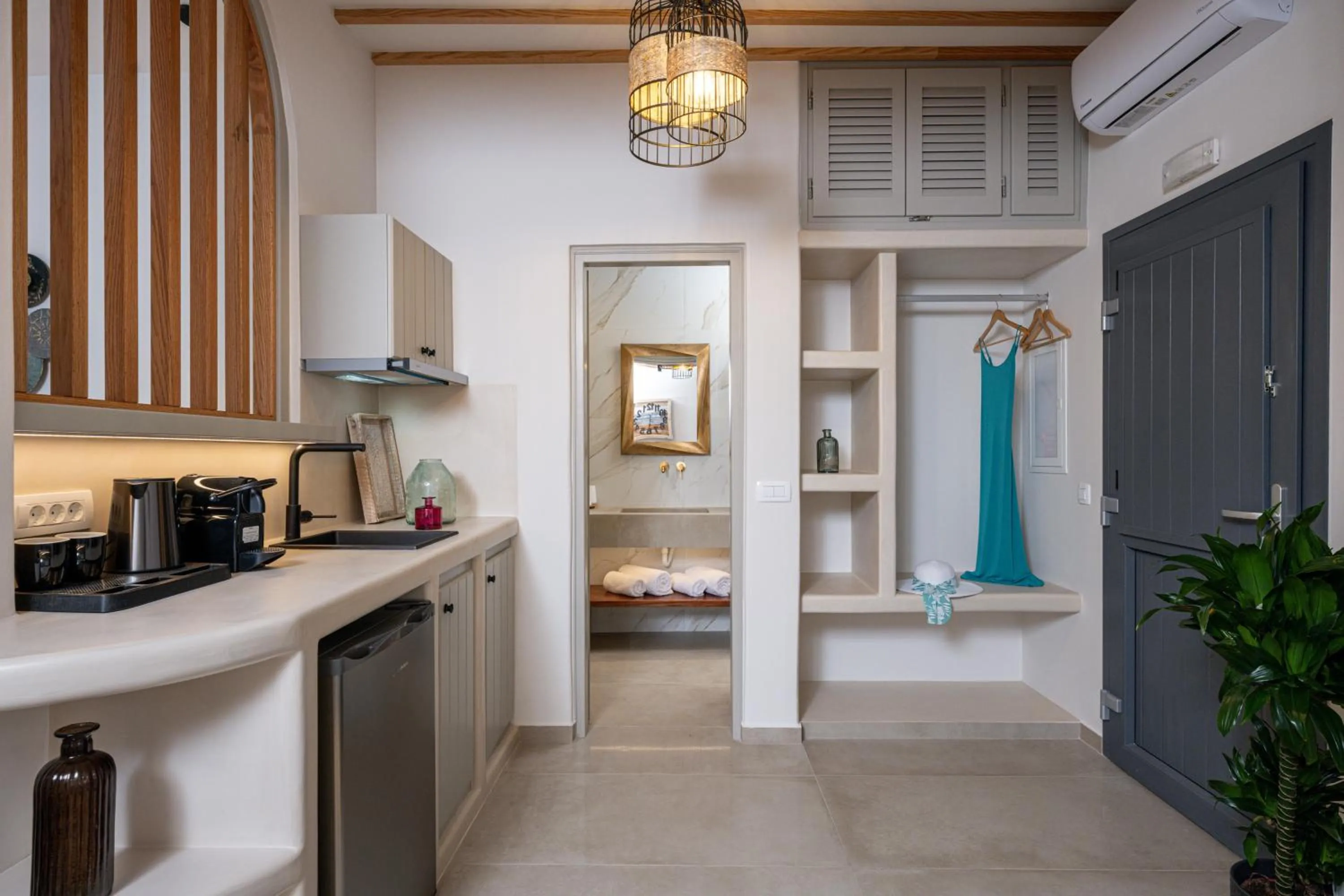 Kitchen or kitchenette in Galaria Serenity Suites