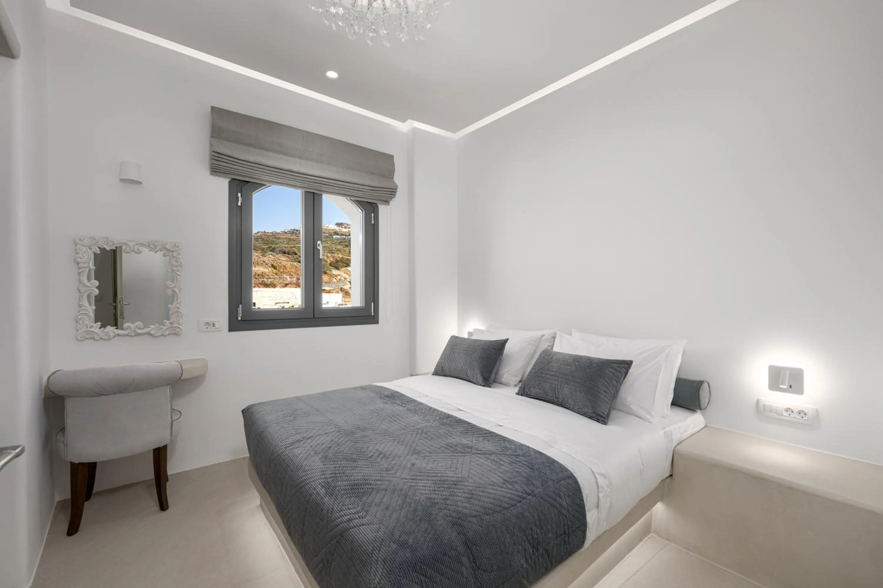 Bedroom, Bed in Galaria Serenity Suites