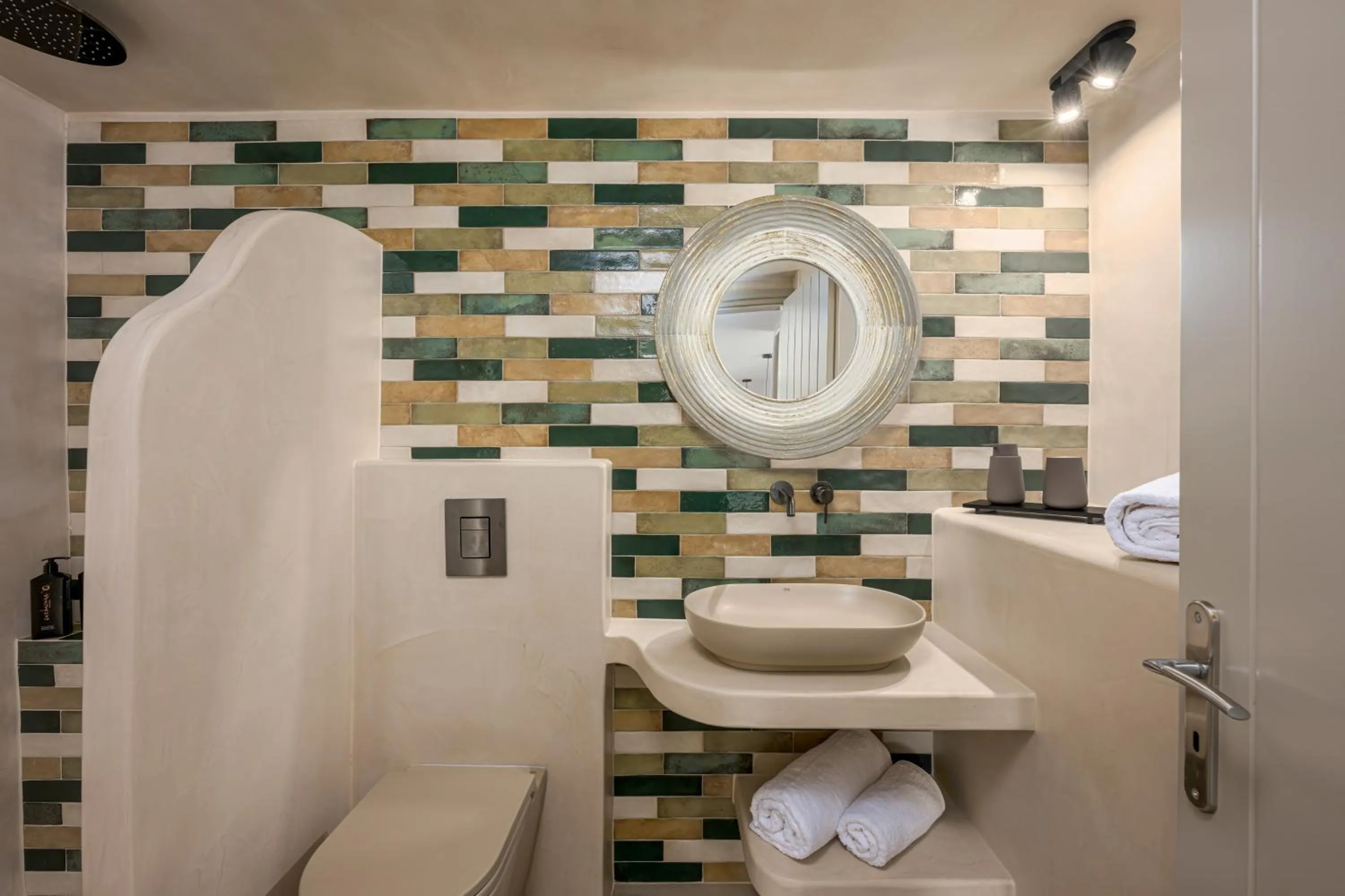 Bathroom in Galaria Serenity Suites