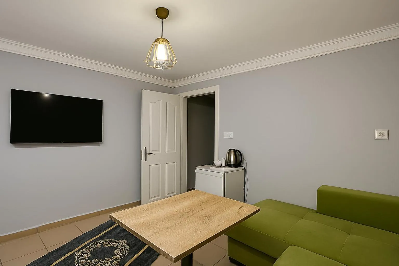 TV and multimedia in Ozer Hotel & Apartments