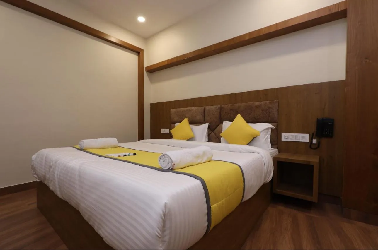 View (from property/room), Bed in Hotel president park Coimbatore