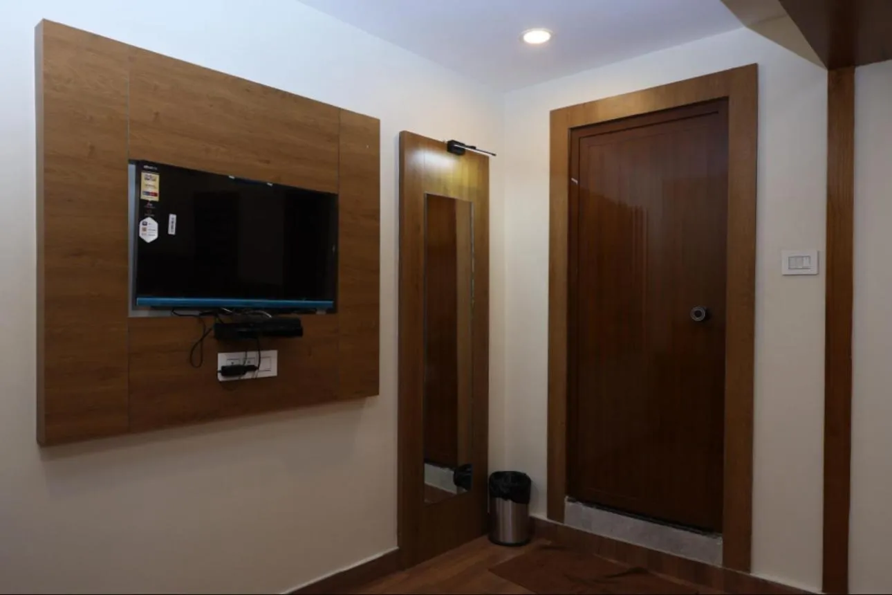 TV and multimedia in Hotel president park Coimbatore