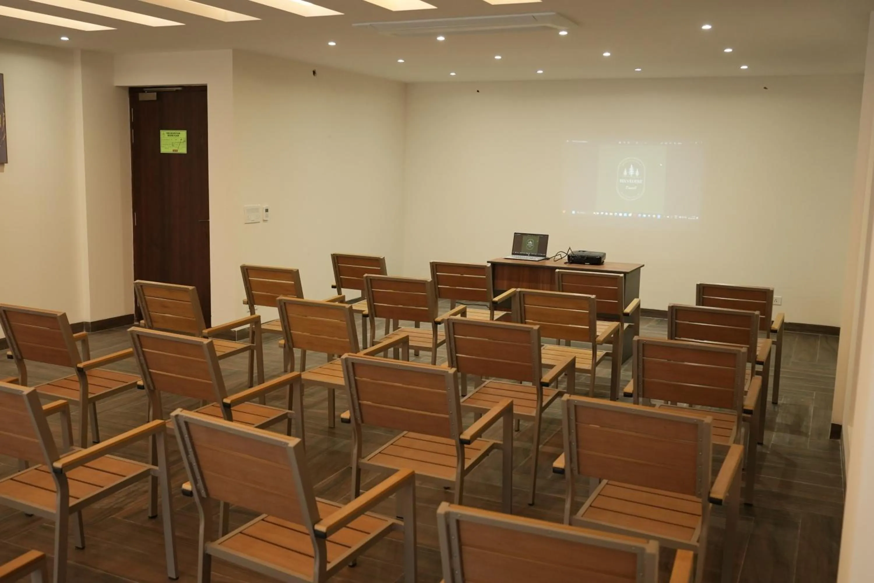 Business facilities in The Belvedere Kasauli