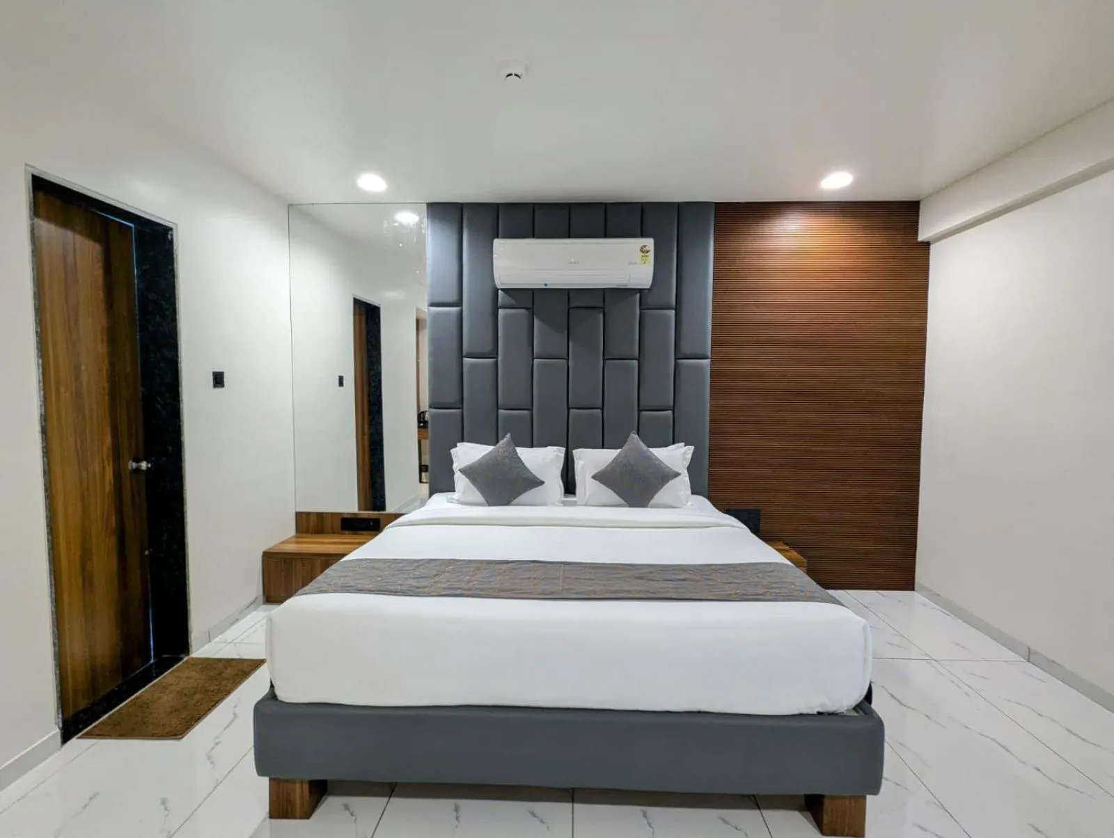 Bed in Hotel Majestic By NxtJen Hospitality