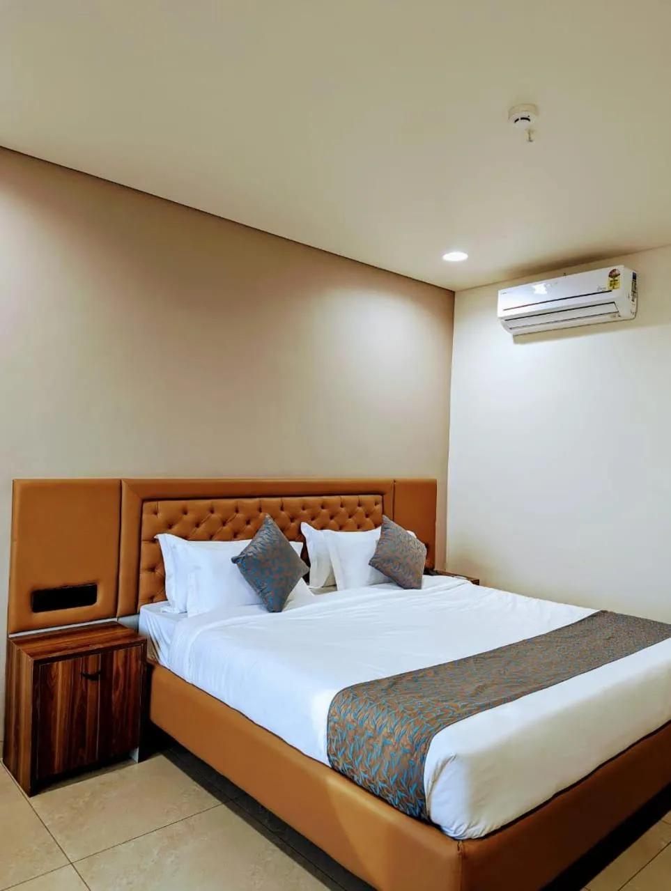 Bed in Hotel Majestic By NxtJen Hospitality