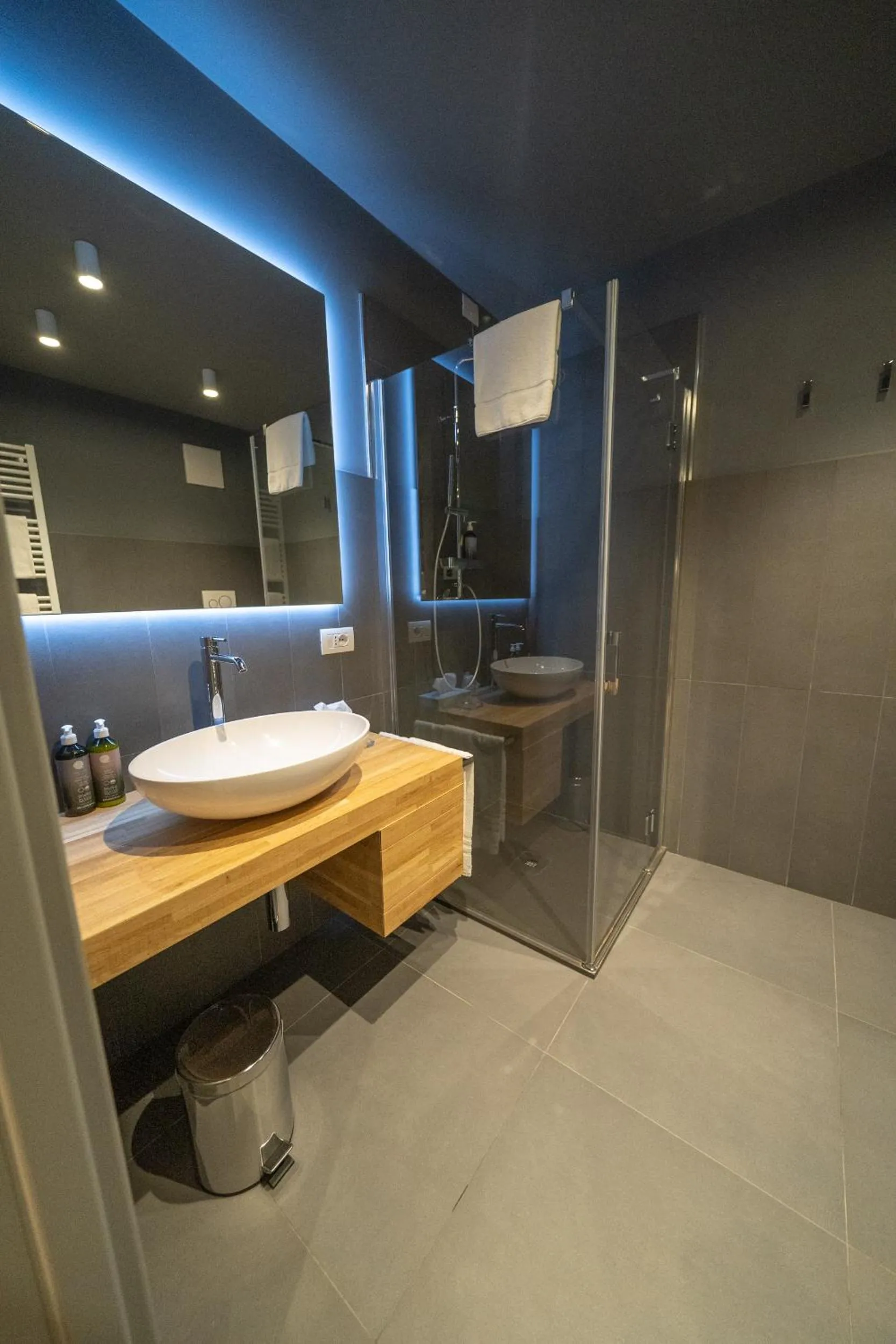 Bathroom in Bach Boutique Hotel