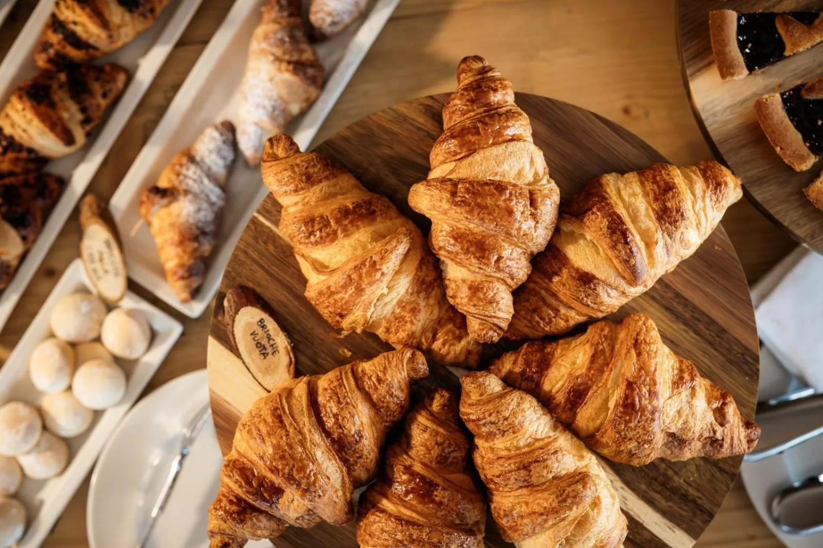 Breakfast in Bach Boutique Hotel