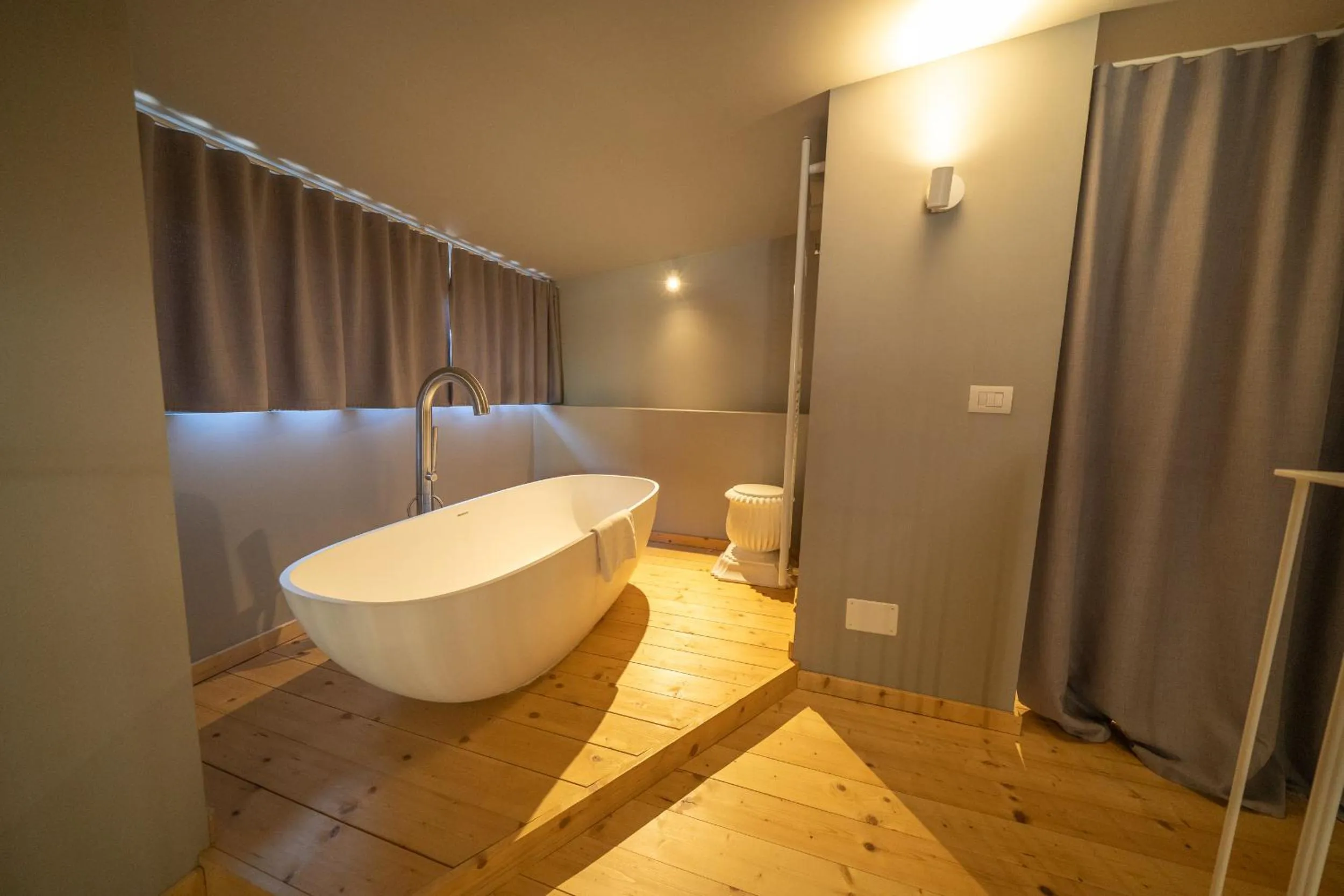 Superior Double Room in Bach Boutique Hotel