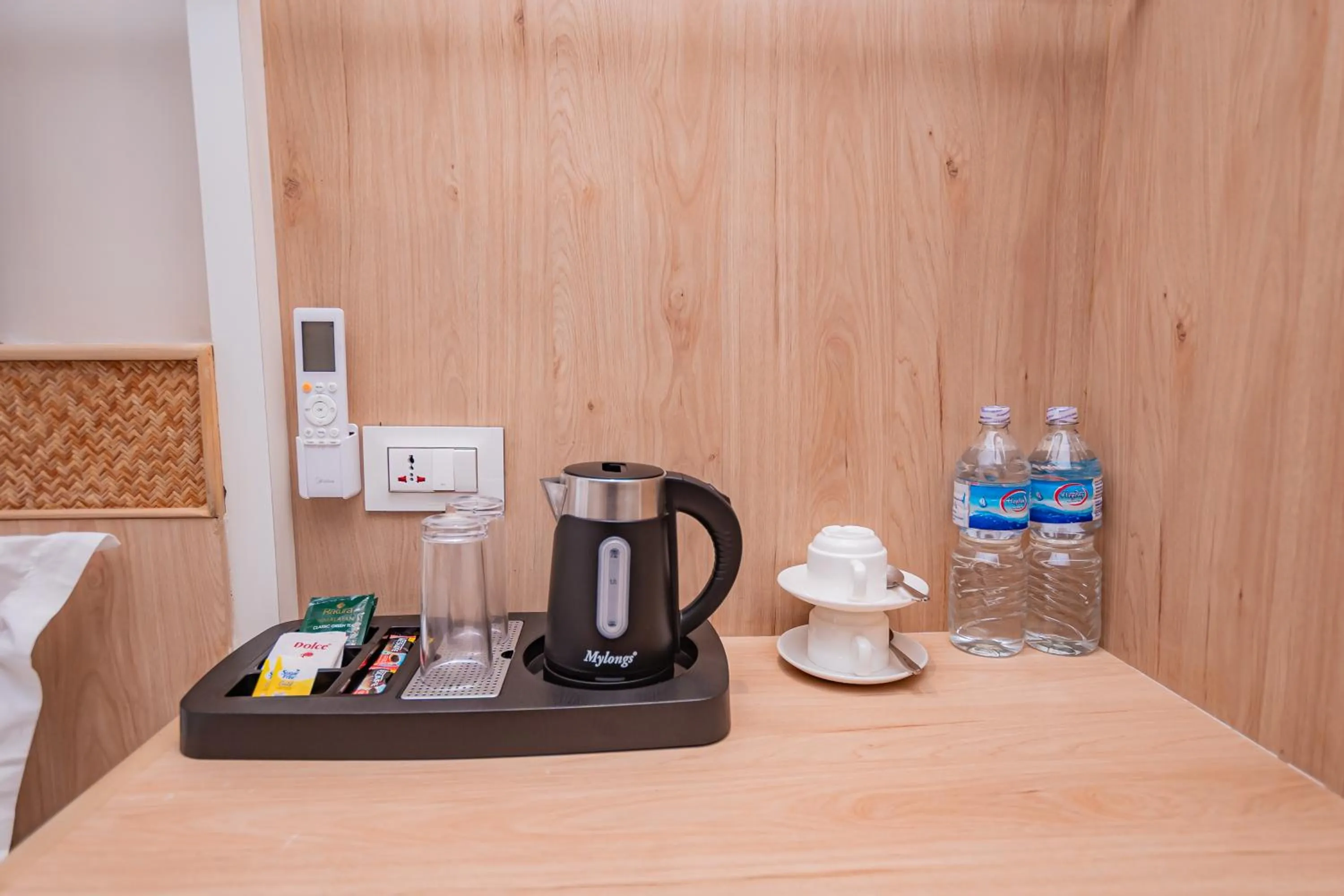 Coffee/tea facilities in Hotel Vistara