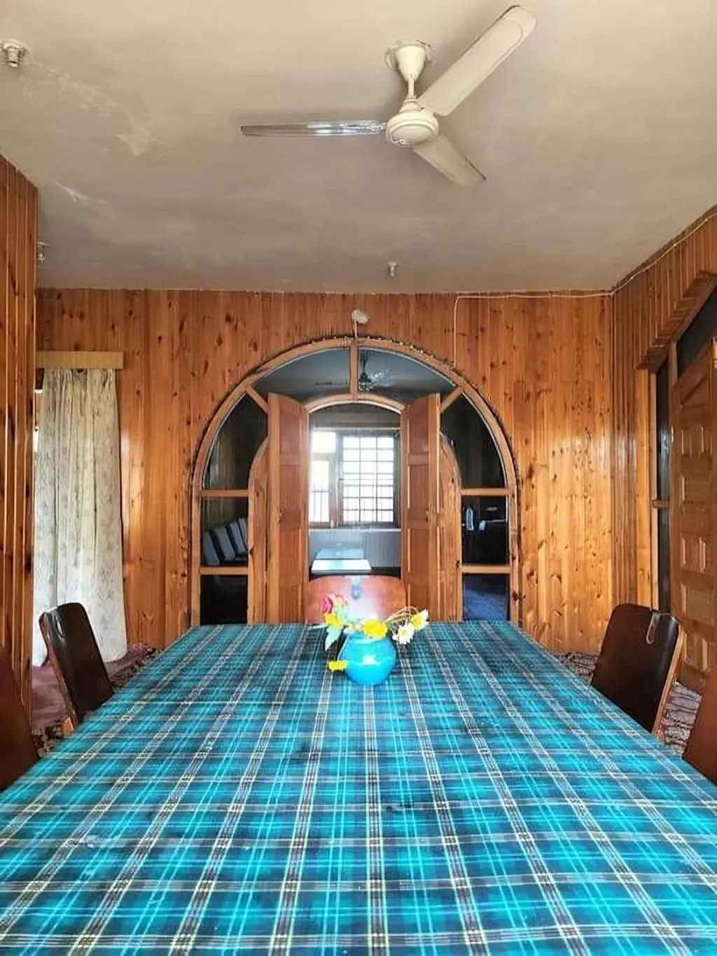 Dining area, Bed in The Bilt farmhouse