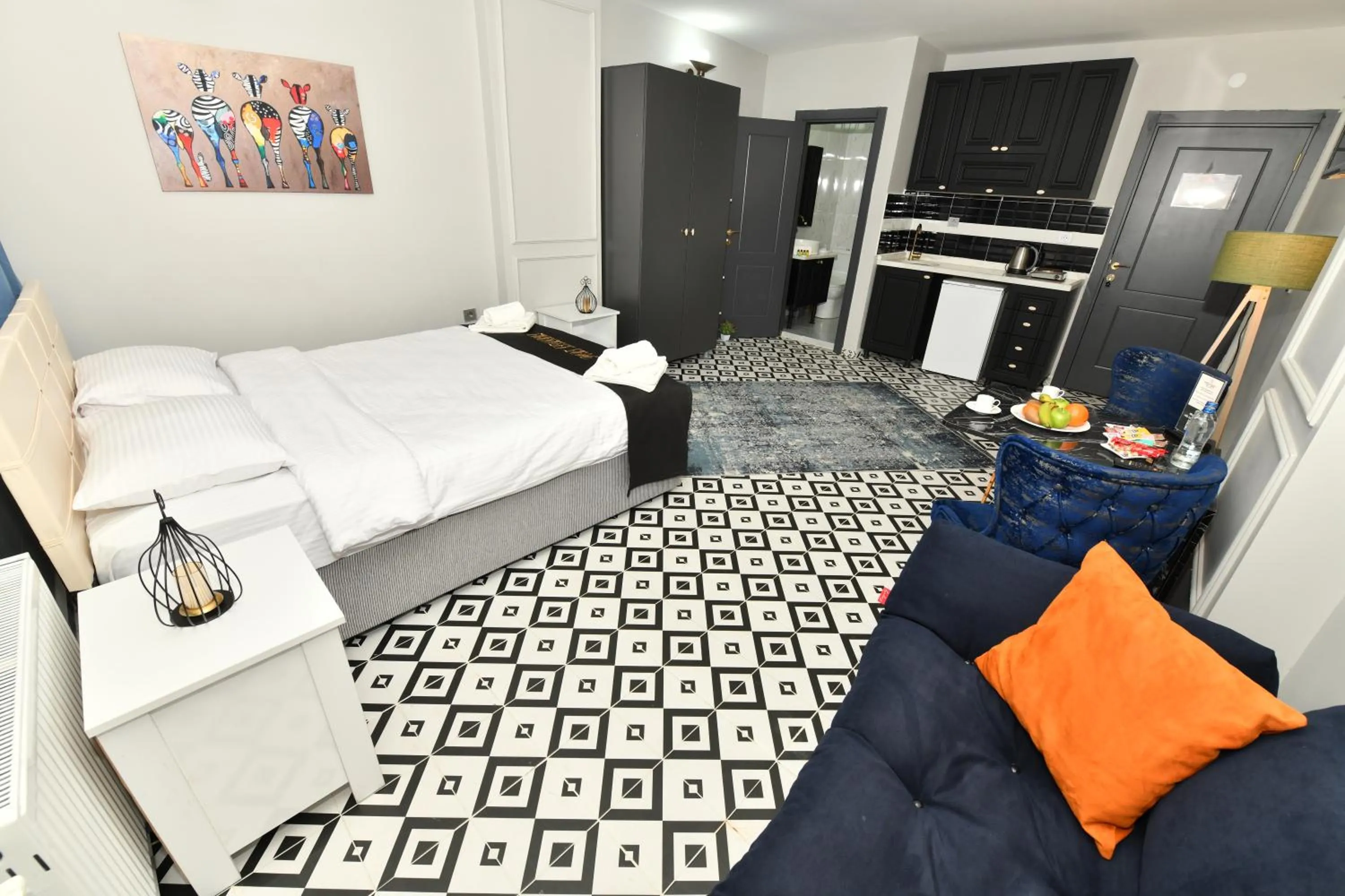 Photo of the whole room in İstanbul Port Hotel