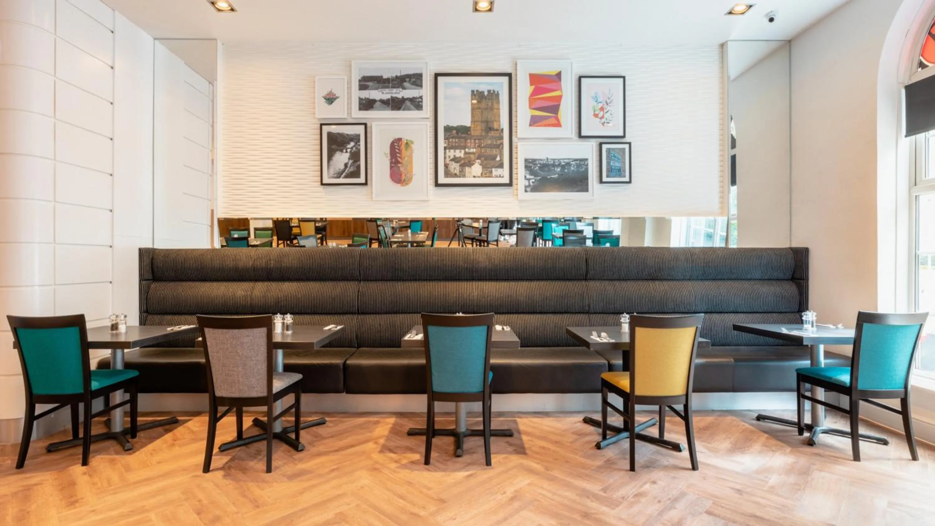 Restaurant/places to eat in Holiday Inn Darlington-A1 Scotch Corner by IHG