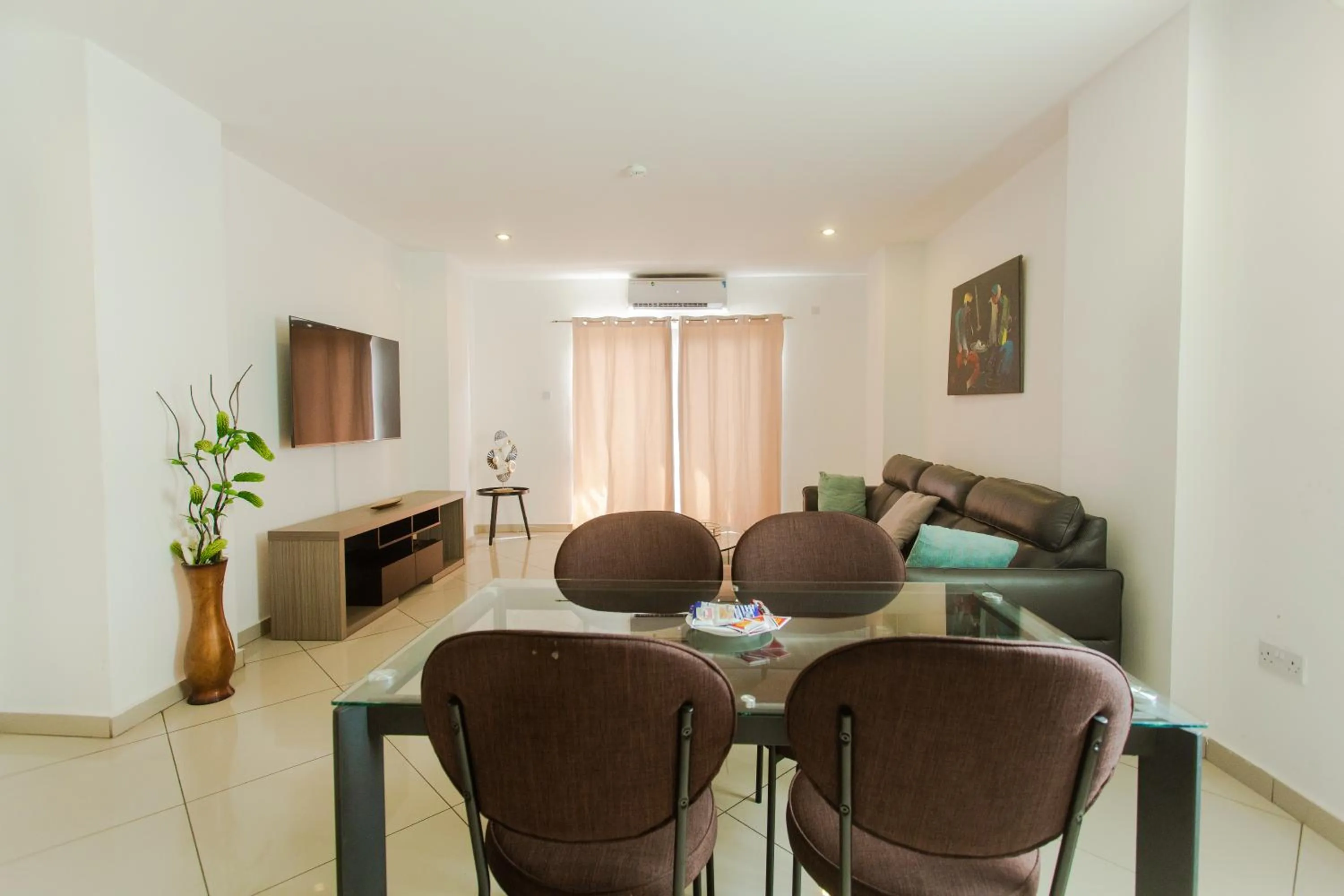 Seating area in Accra Luxury Apartments at Clifton Place