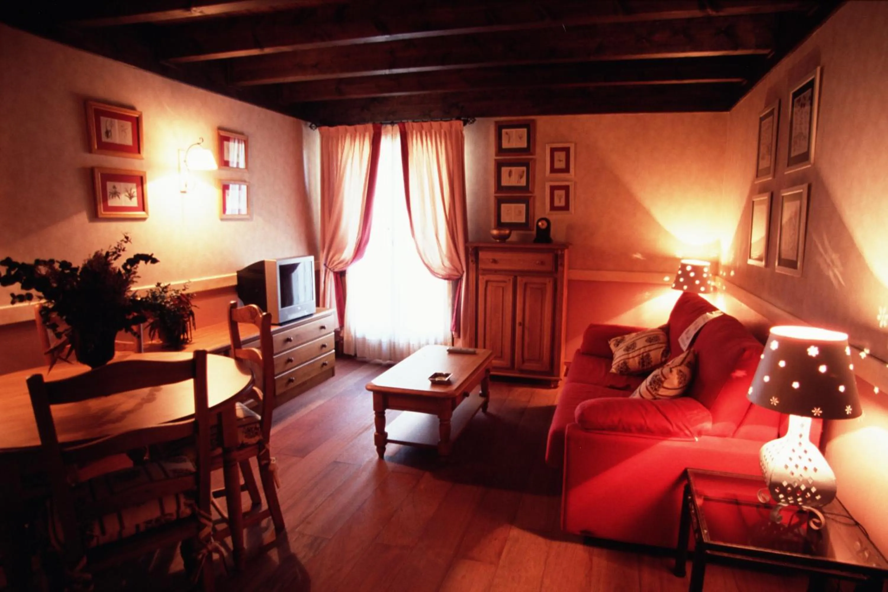 Living room in Hotel Pradas Ordesa