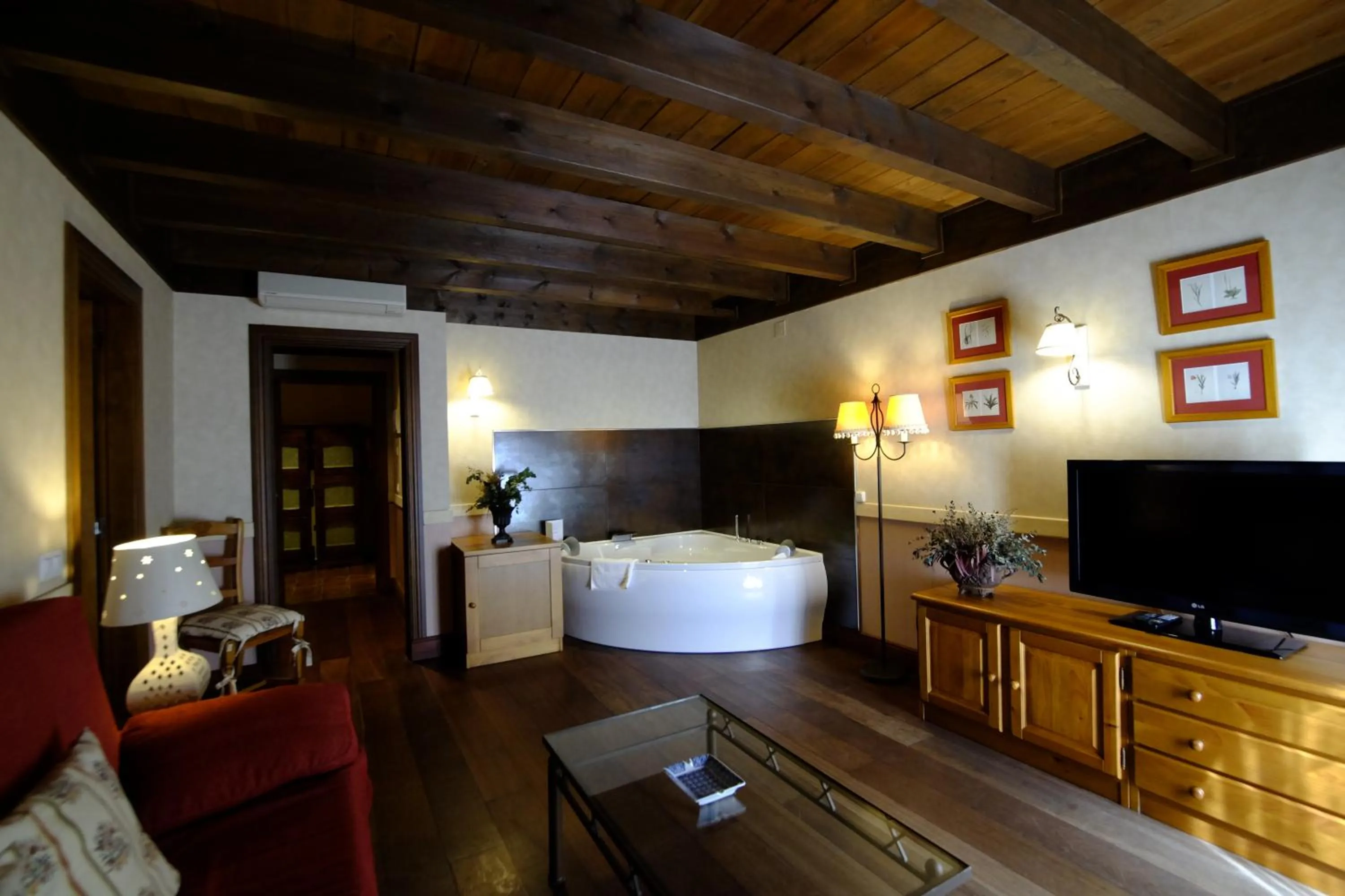 Living room in Hotel Pradas Ordesa