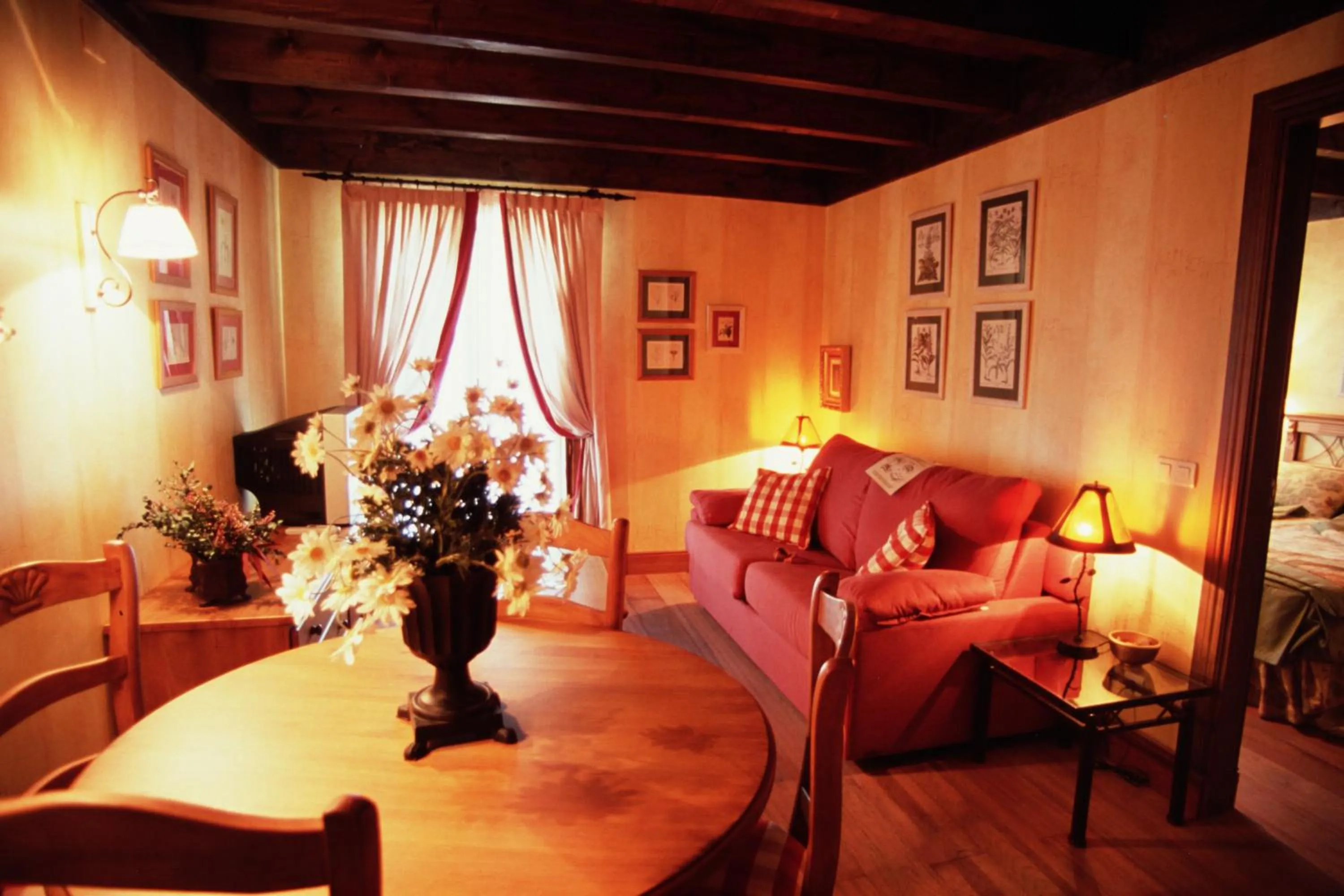 Living room in Hotel Pradas Ordesa