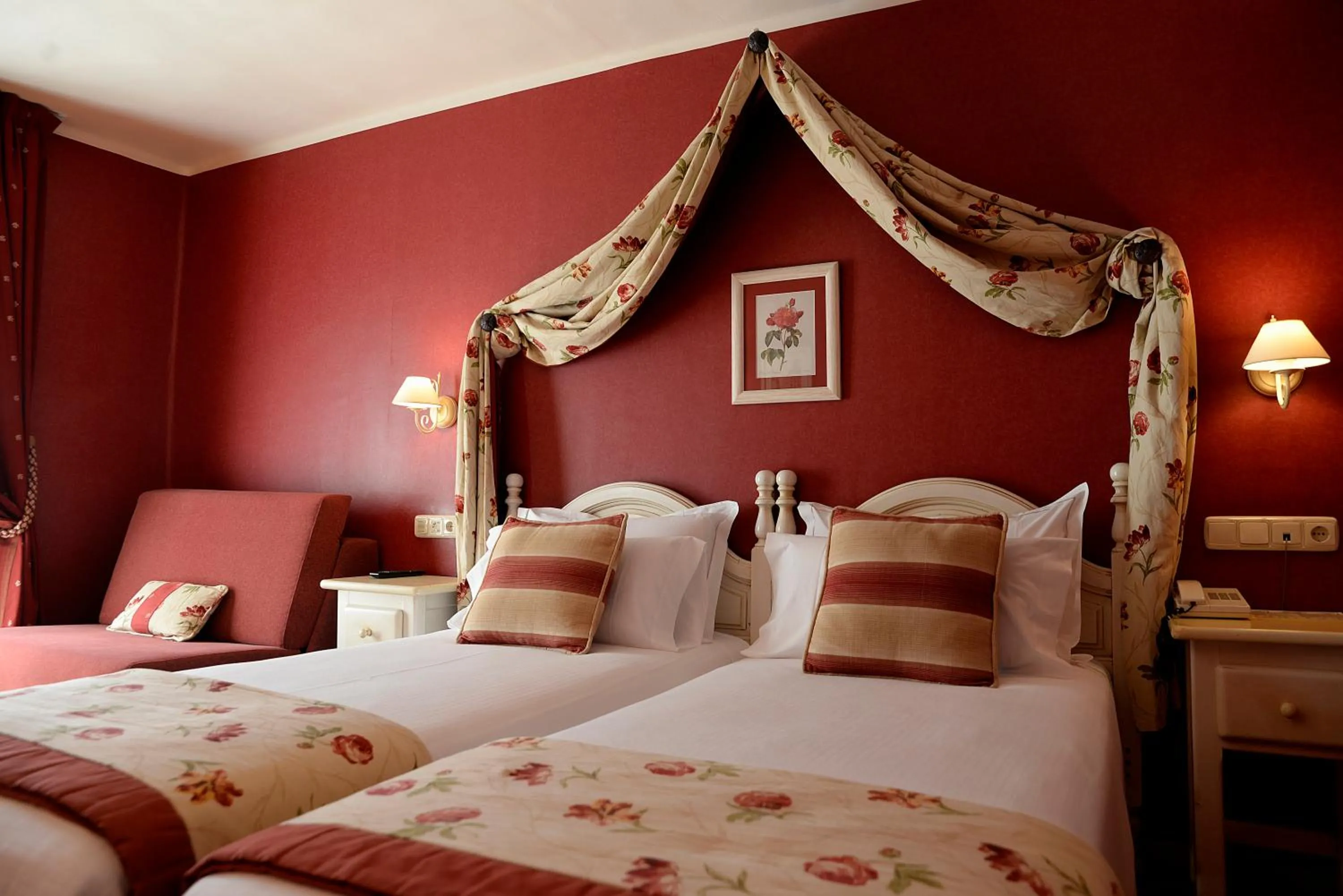 Bedroom in Hotel Pradas Ordesa