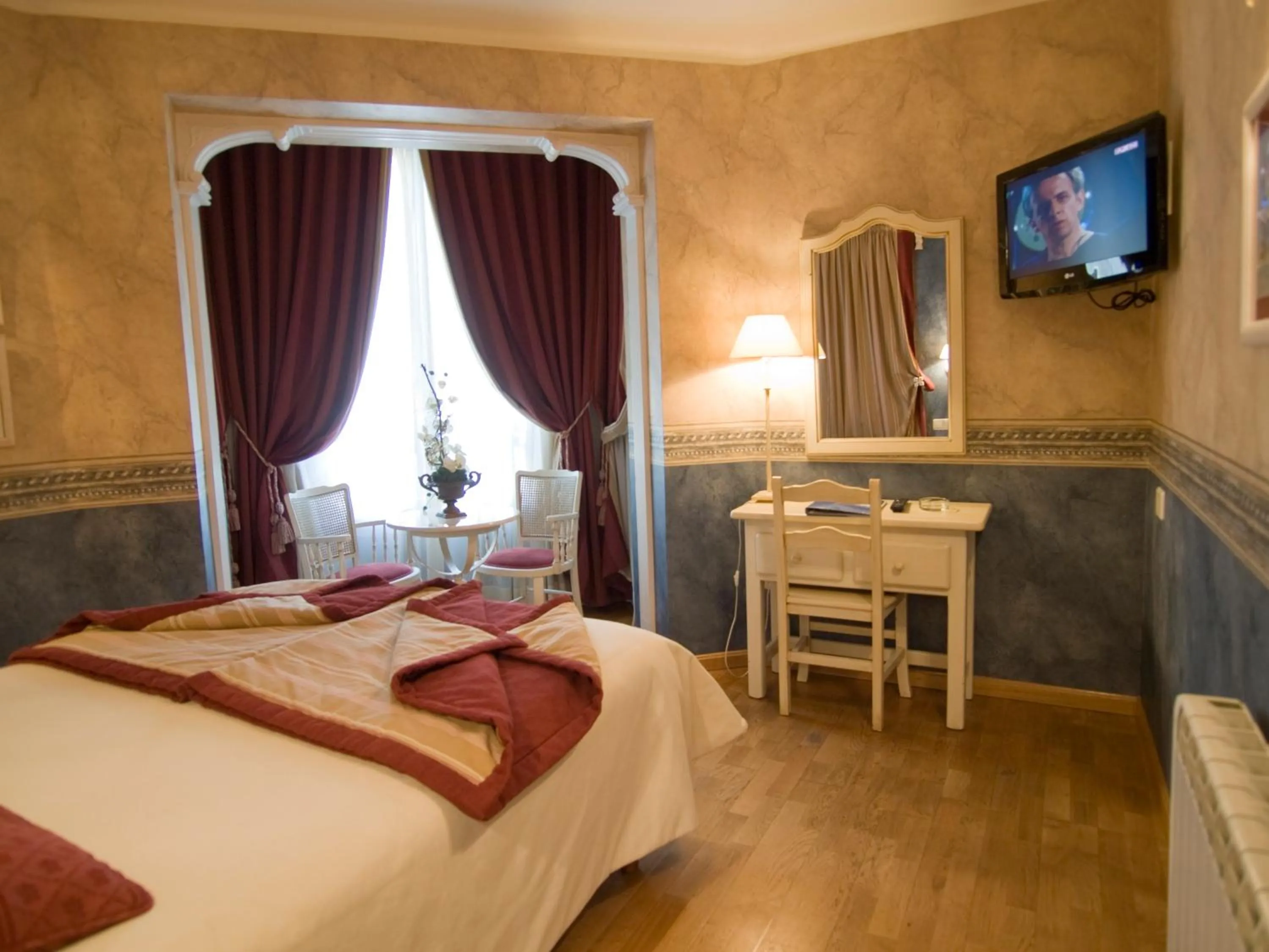 Photo of the whole room in Hotel Pradas Ordesa