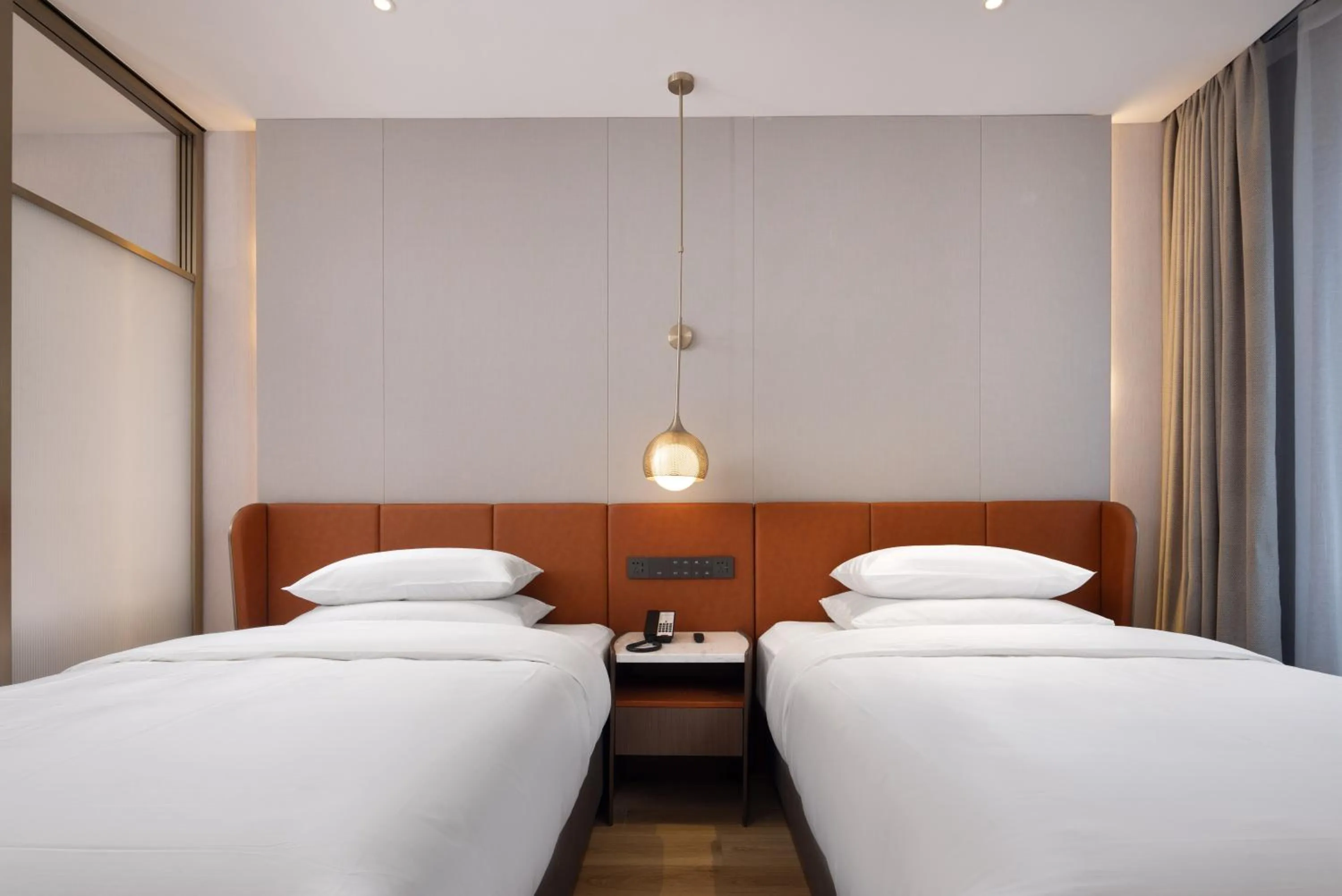 Bed in Home2 Suite by Hilton Hangzhou East Railway Station