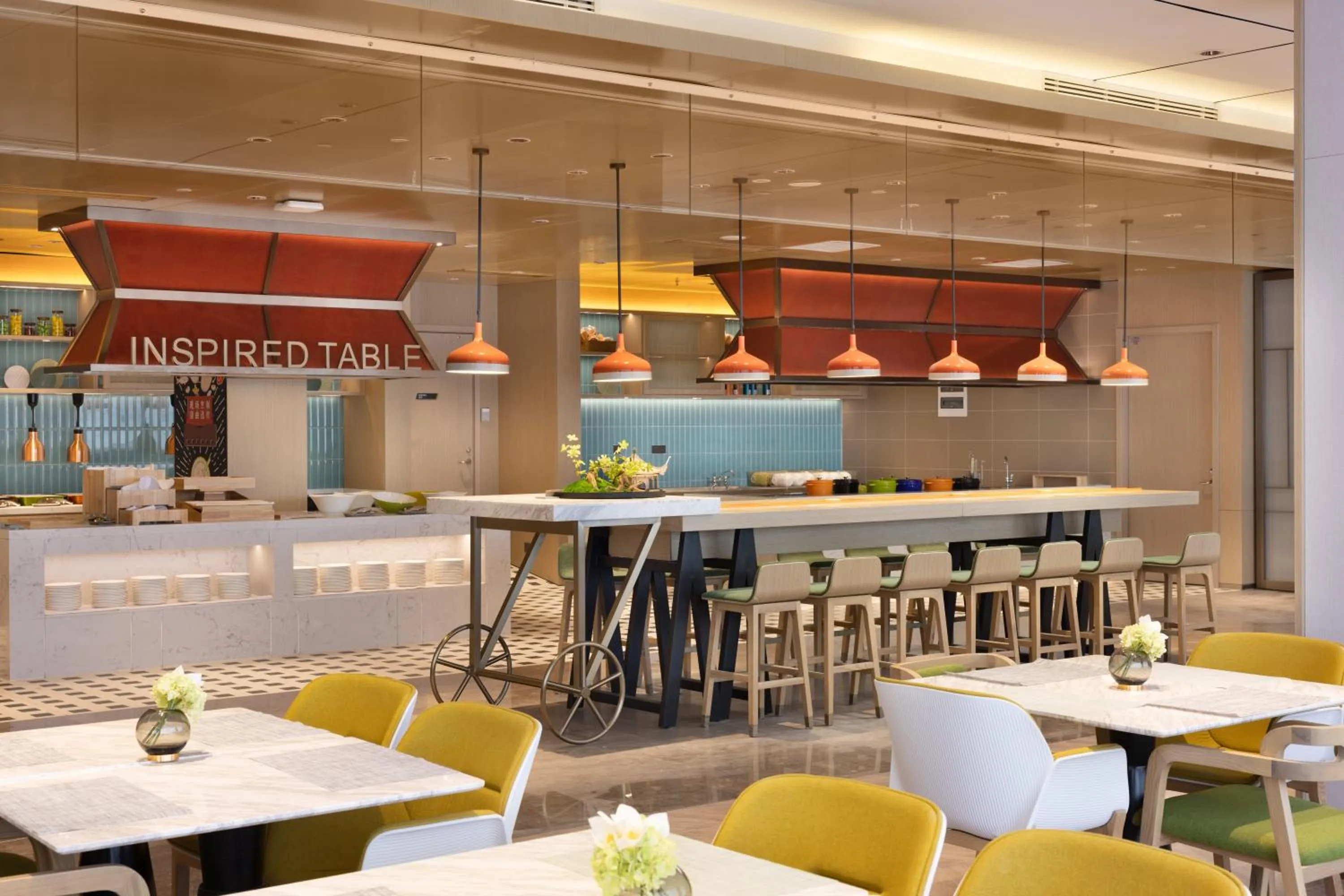 Restaurant/places to eat in Home2 Suite by Hilton Hangzhou East Railway Station