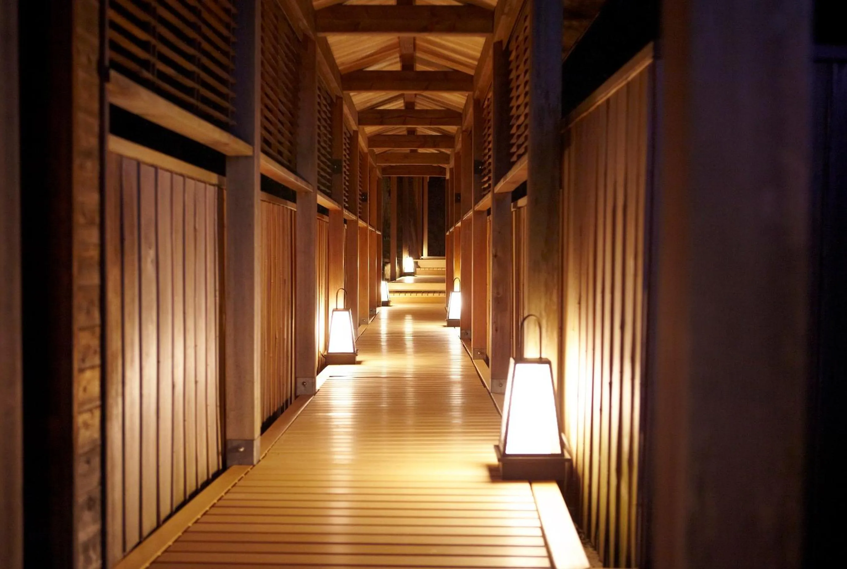 Photo of the whole room in Araya Totoan