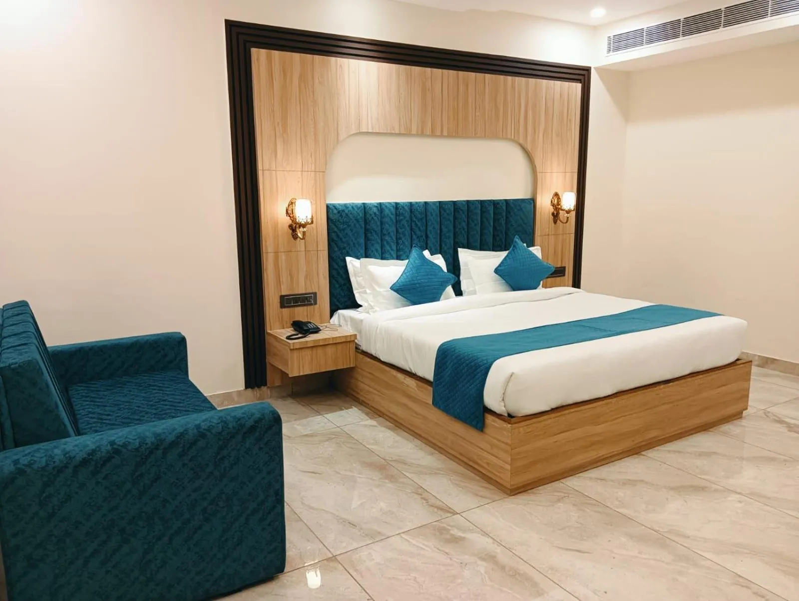 Bed in Hotel W Grand - A Boutique Hotel