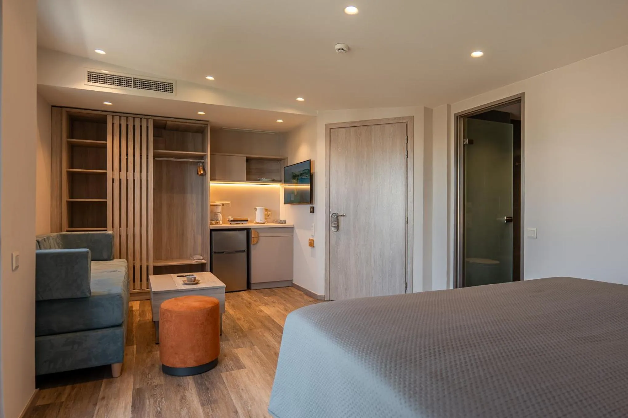 Bed in Wellnest Hotel