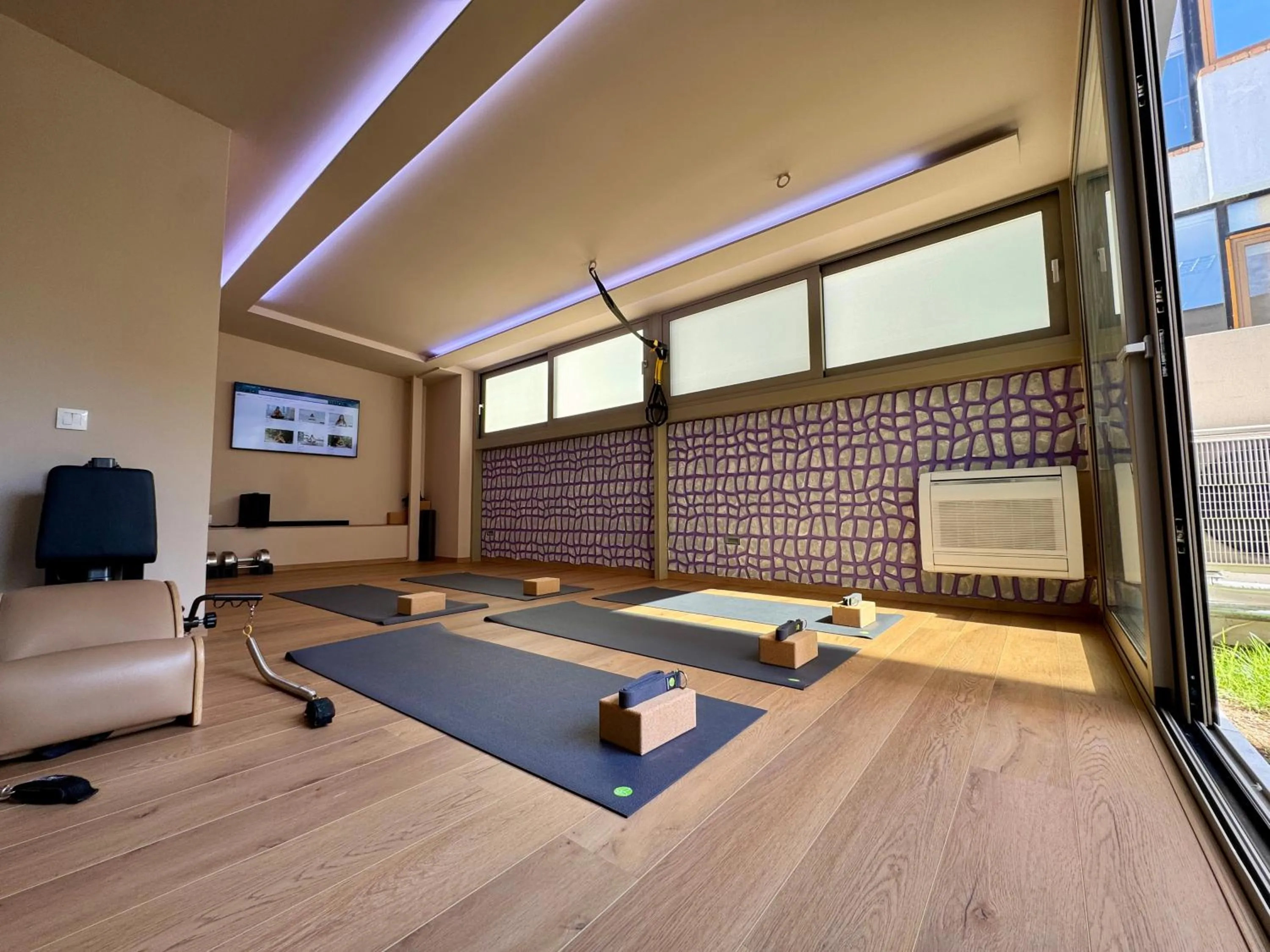 Fitness centre/facilities in Wellnest Hotel