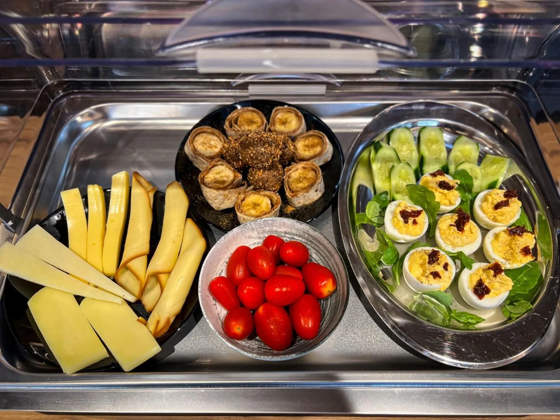 Food and drinks in Wellnest Hotel