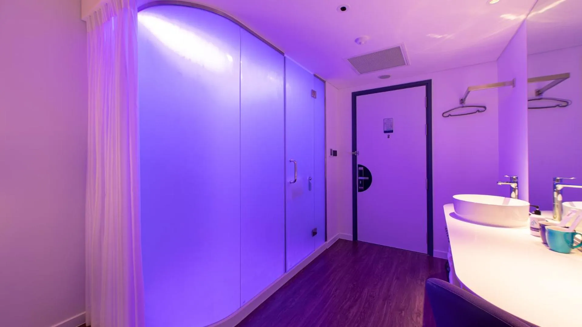 Deluxe Twin Room in Tru by Hilton Da Nang City Centre