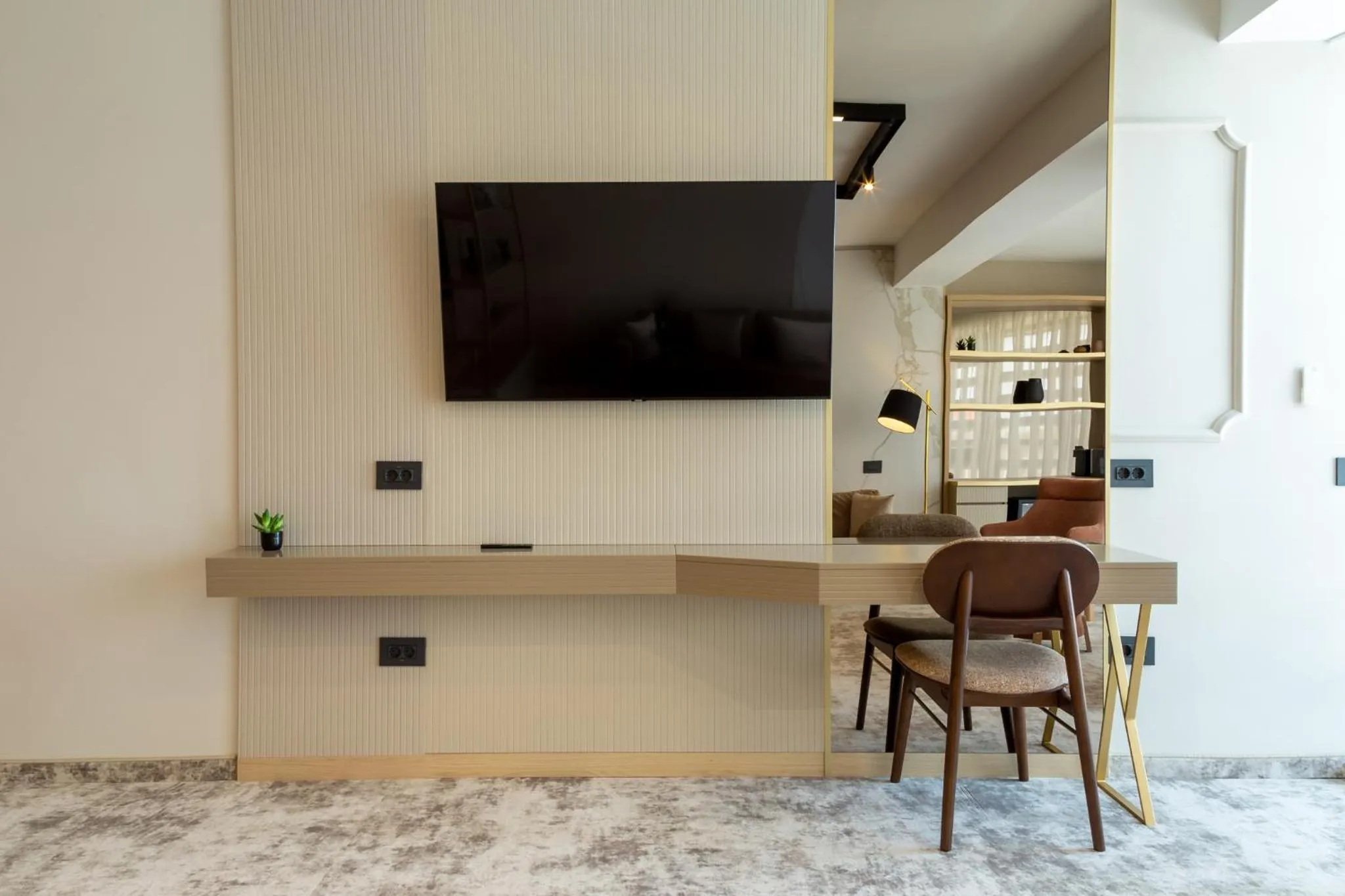 TV and multimedia in Hotel Lupa by Bueno