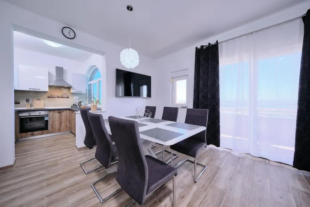 Kitchen or kitchenette in Villa Radun near Split