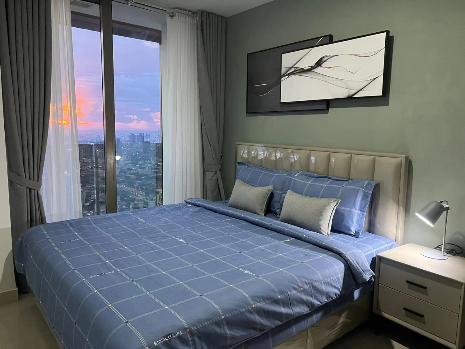 Bed in The PeAk Residence, Multi-Apartment by Emma