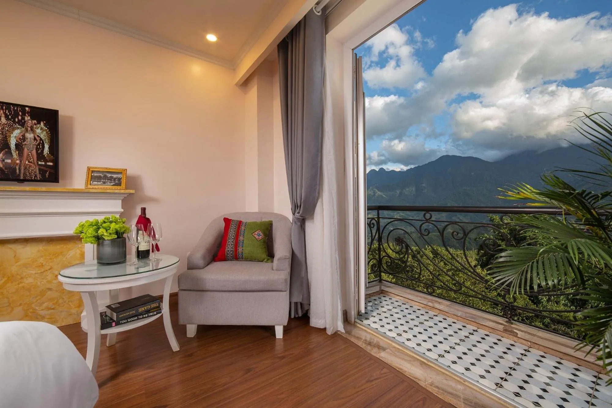 Day in Sapa Praha Hotel