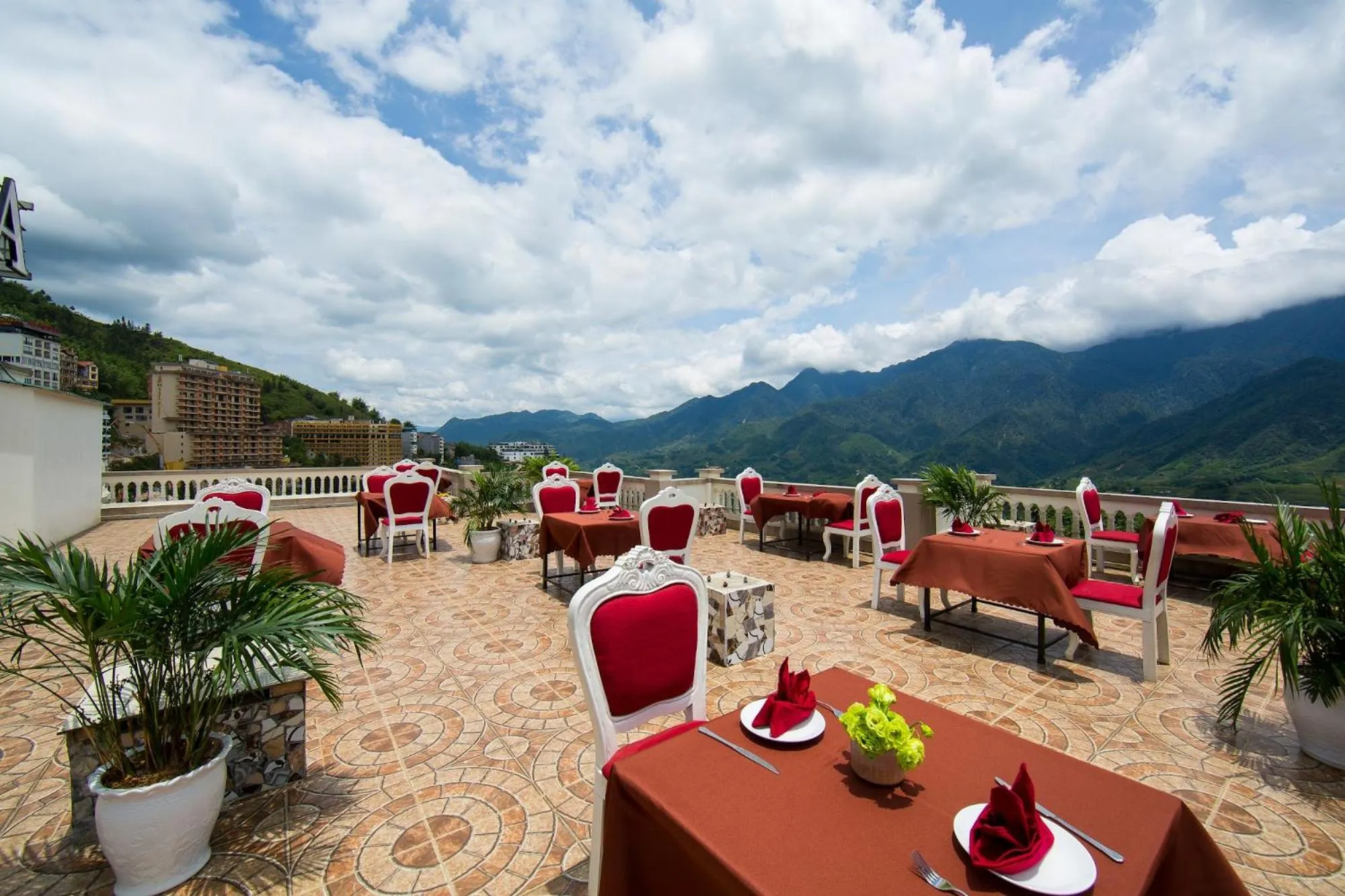 Natural landscape in Sapa Praha Hotel