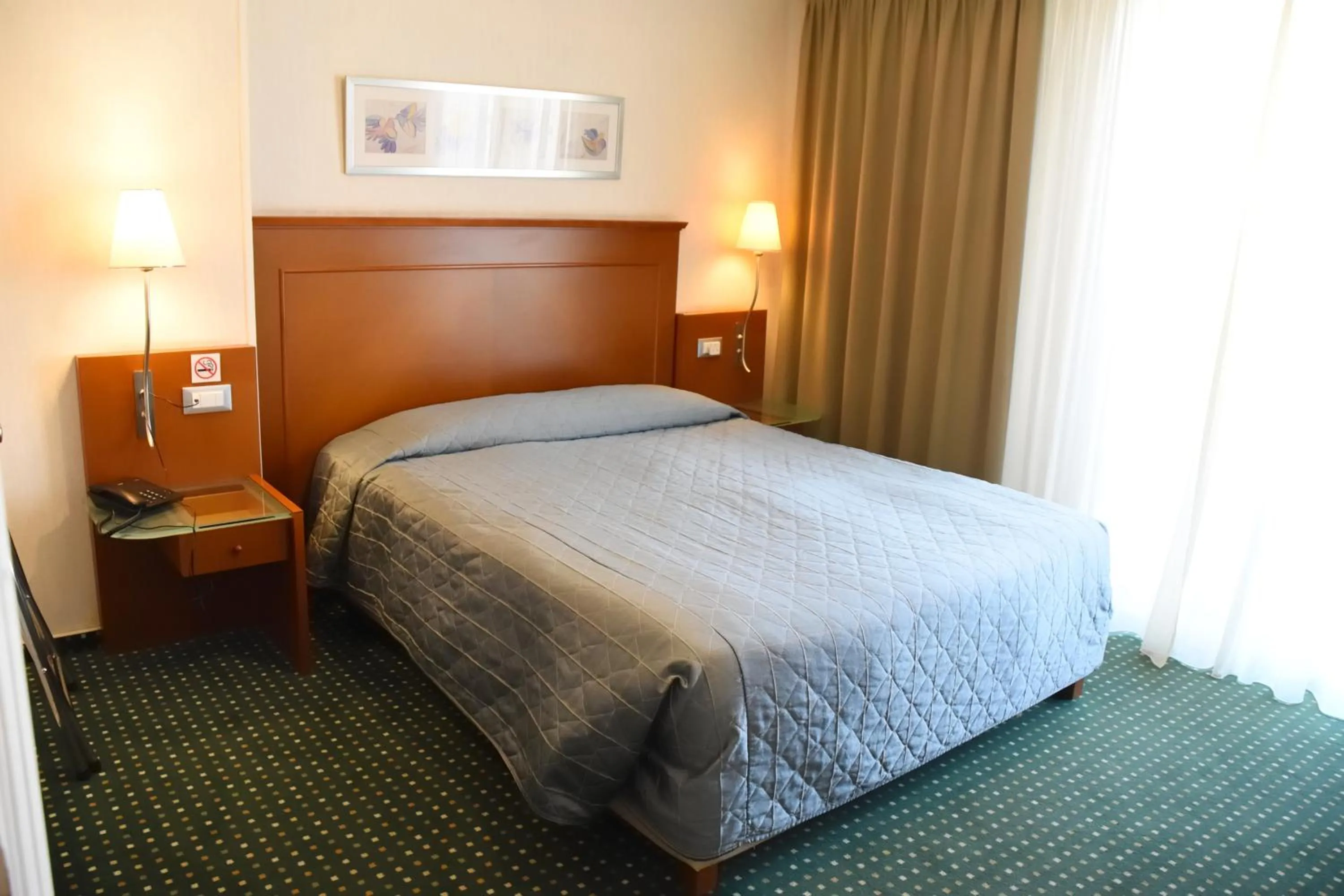 Bedroom, Bed in Adrian Hotel