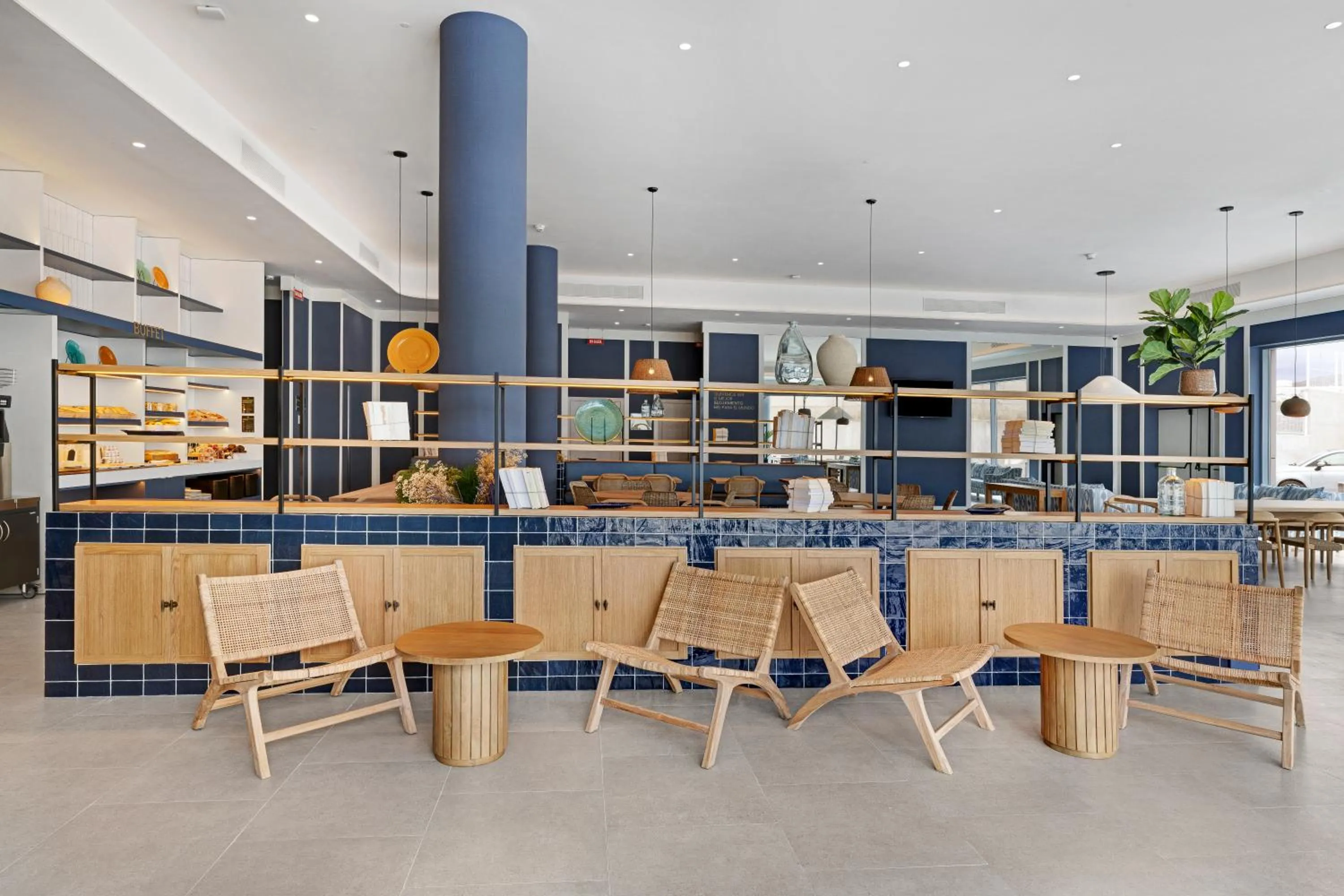 Seating area in B&B HOTEL Benidorm Finestrat