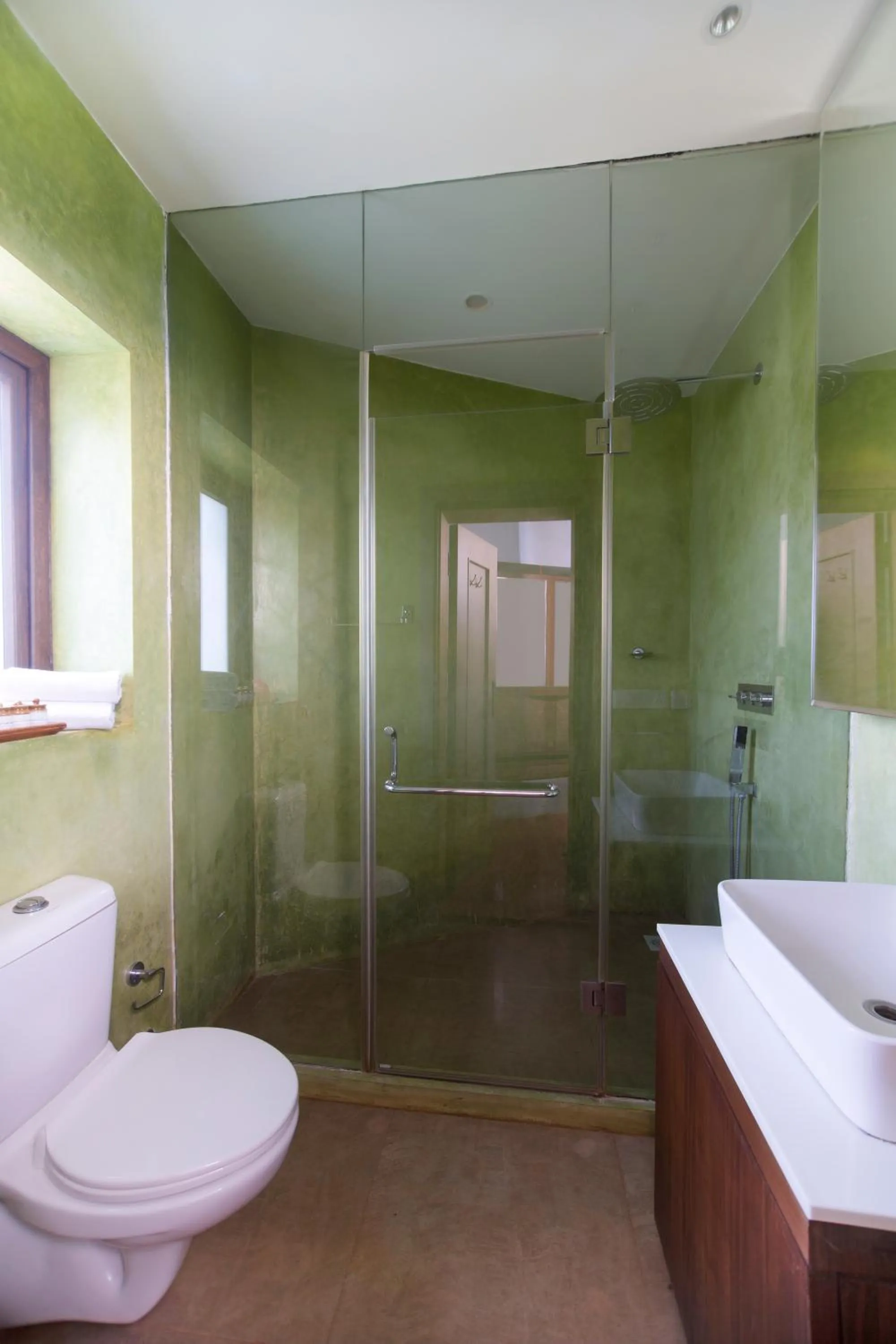 Shower in Kairali - The Ayurvedic Healing Village